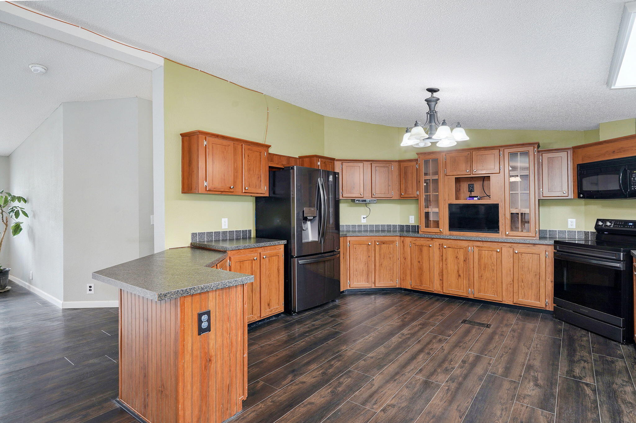 23214 State Highway 174 Property Photo 10