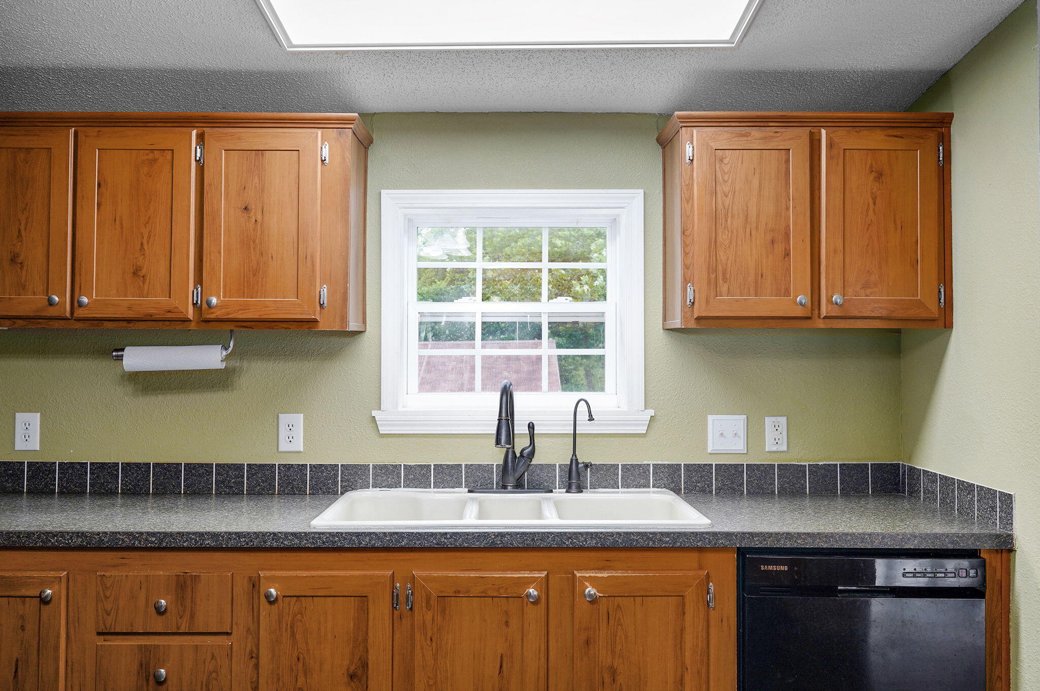 23214 State Highway 174 Property Photo 11