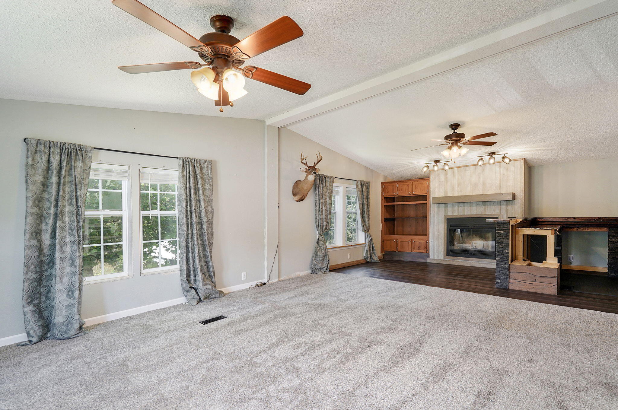 23214 State Highway 174 Property Photo 23