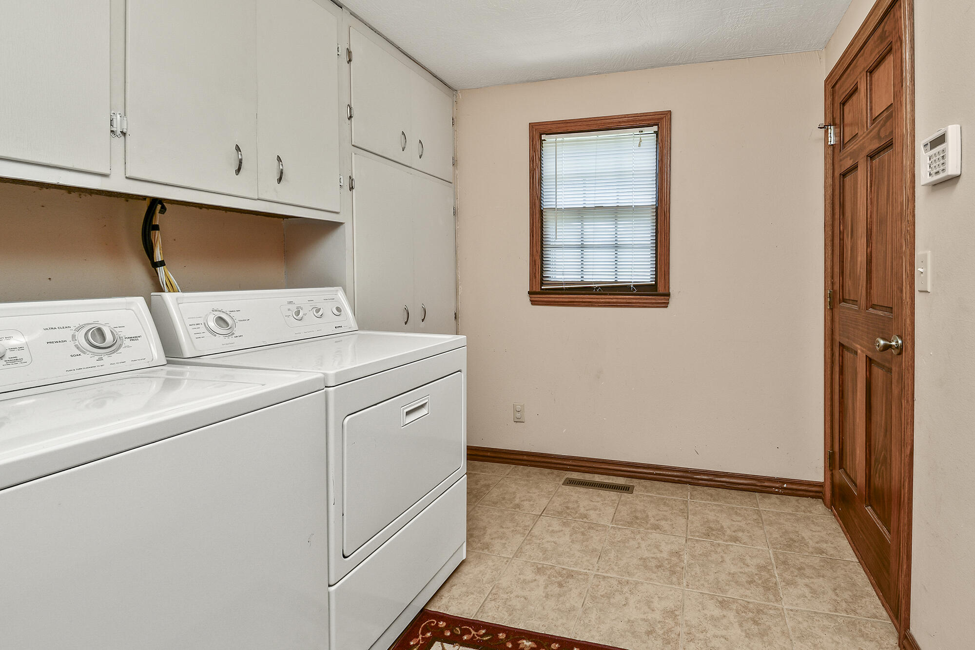4862 South Fremont Avenue Property Photo 36