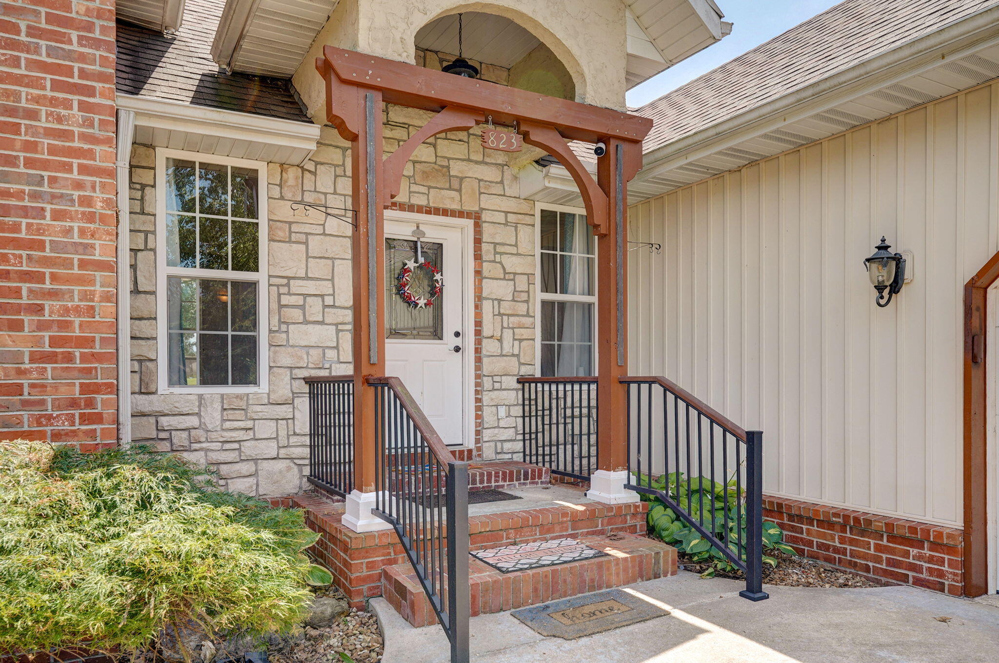 823 Mcvey Street Property Photo 1