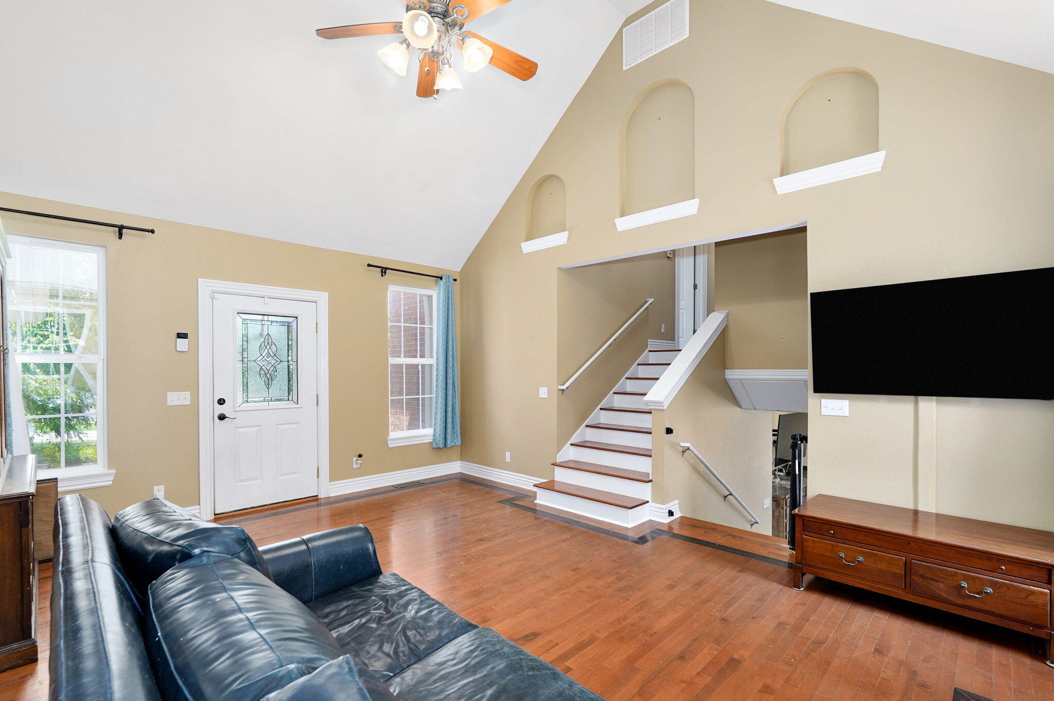 823 Mcvey Street Property Photo 7