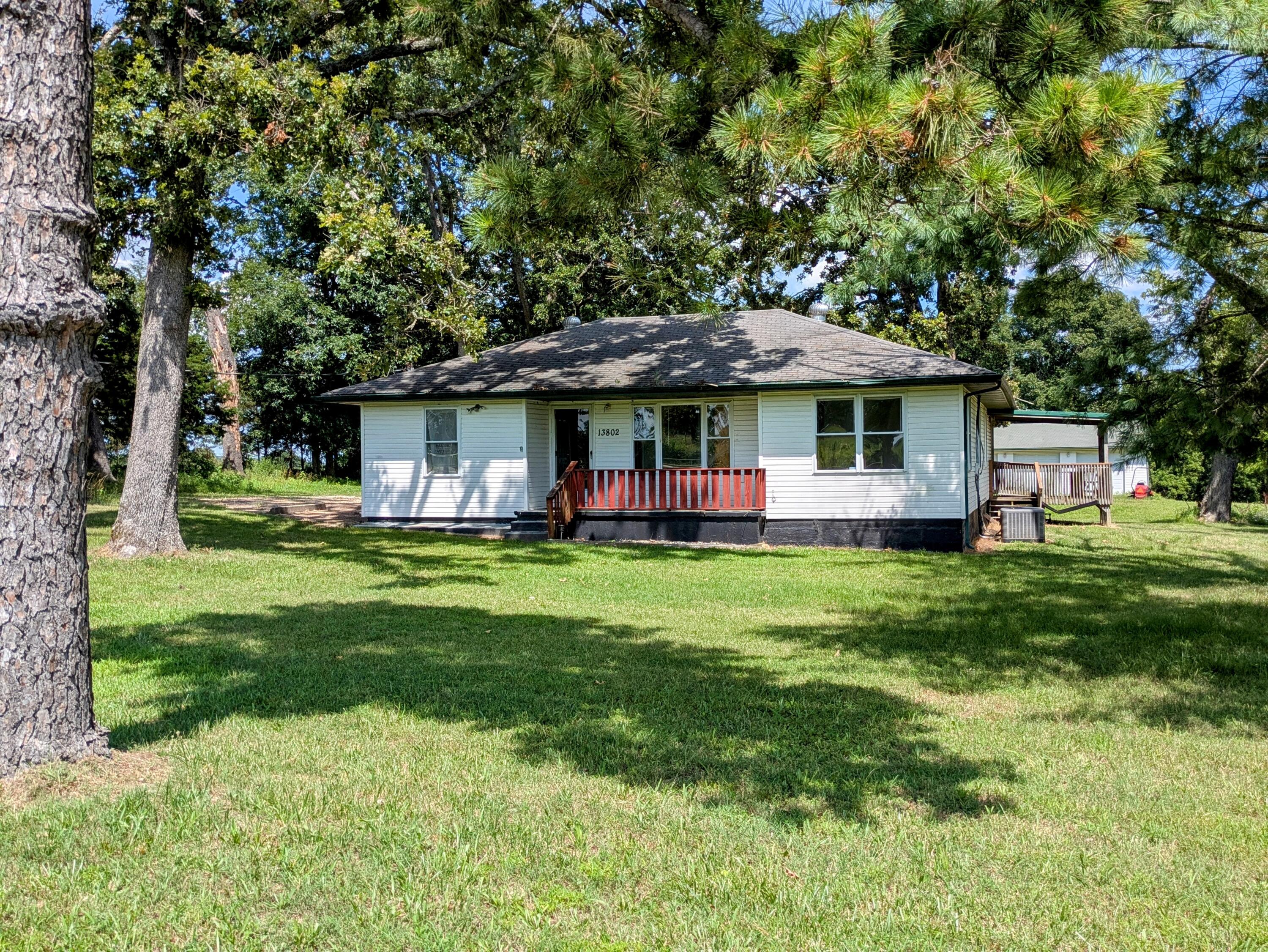 13802 E. State Hwy 76 Property Photo 4