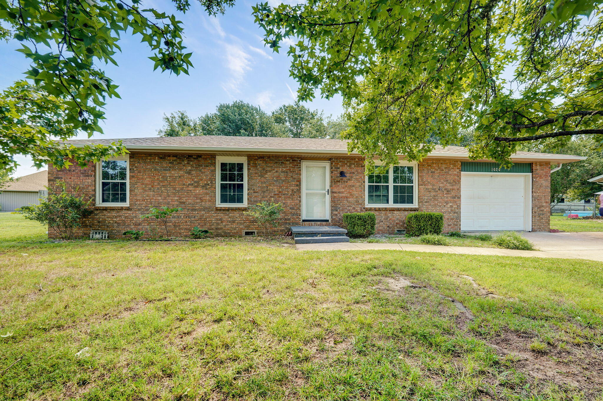 1020 Gretchen Street Property Photo 2