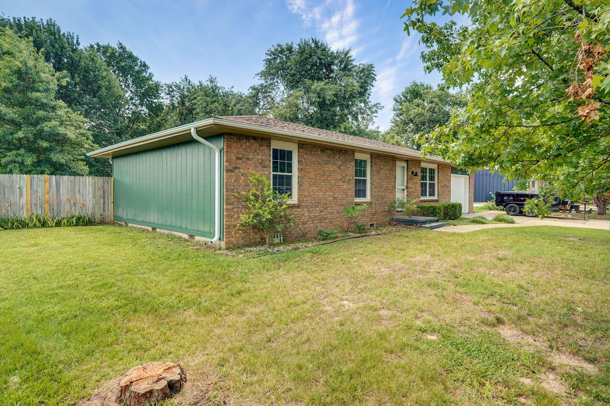 1020 Gretchen Street Property Photo 3
