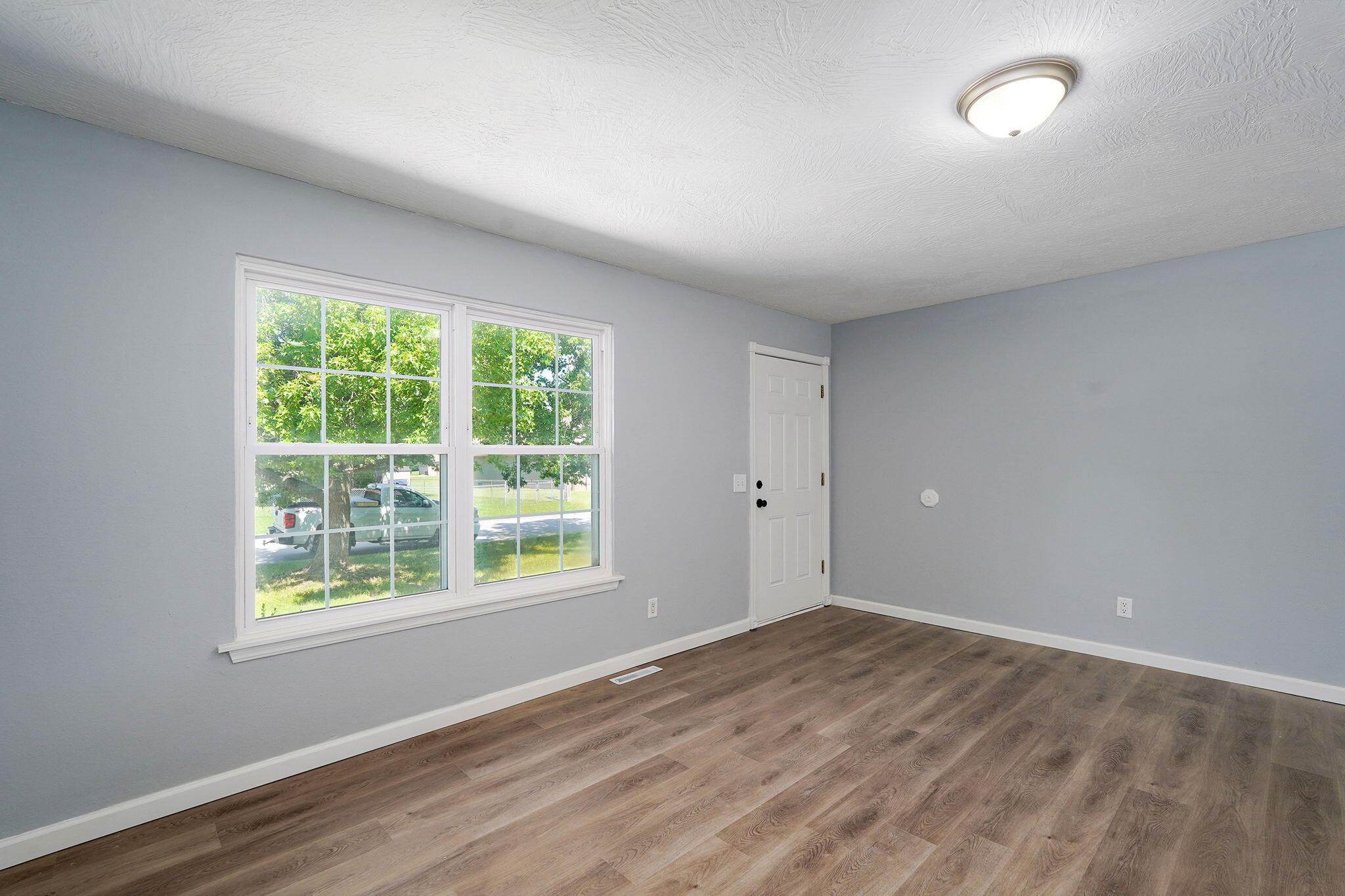 1020 Gretchen Street Property Photo 5