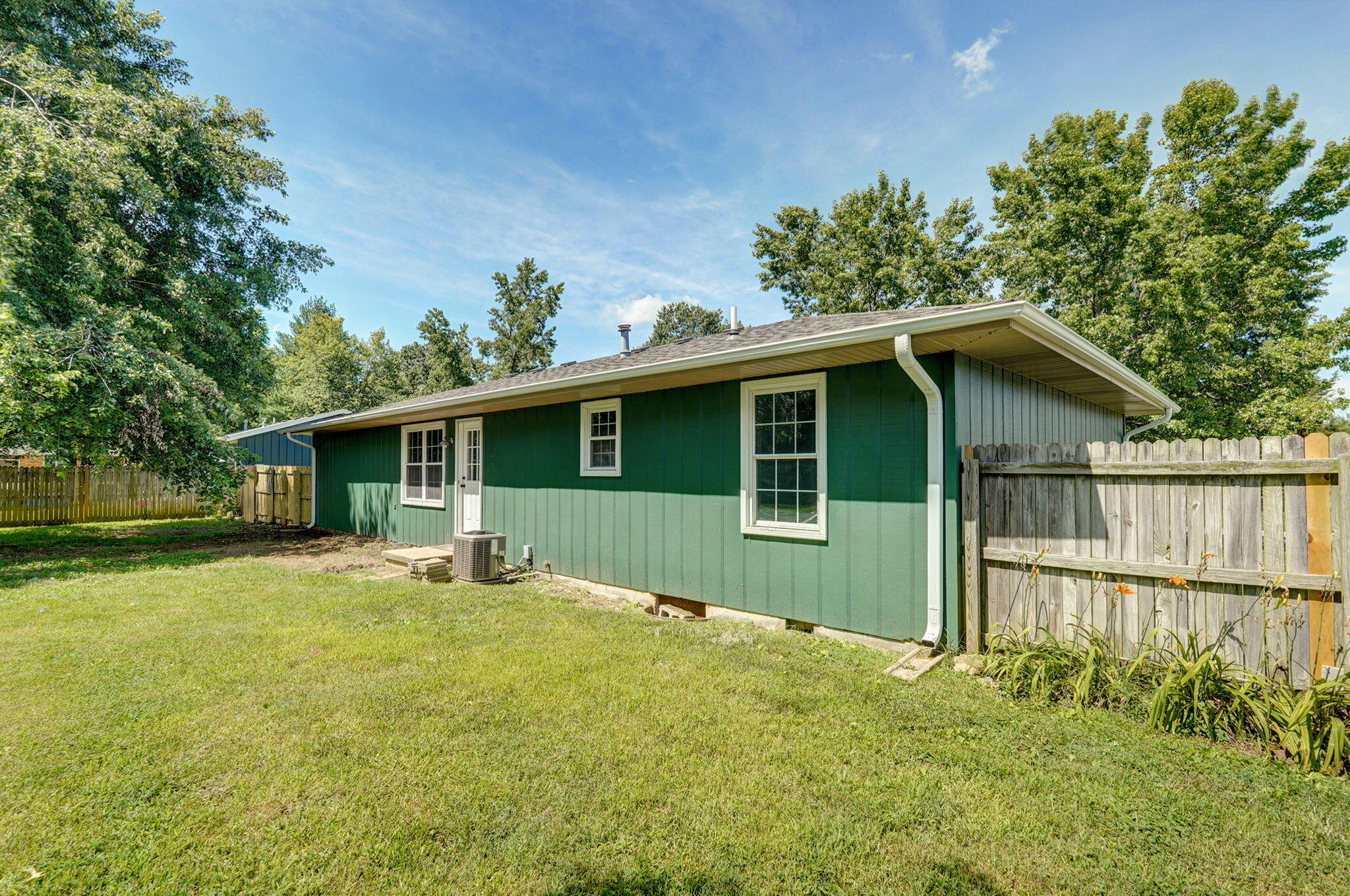 1020 Gretchen Street Property Photo 12
