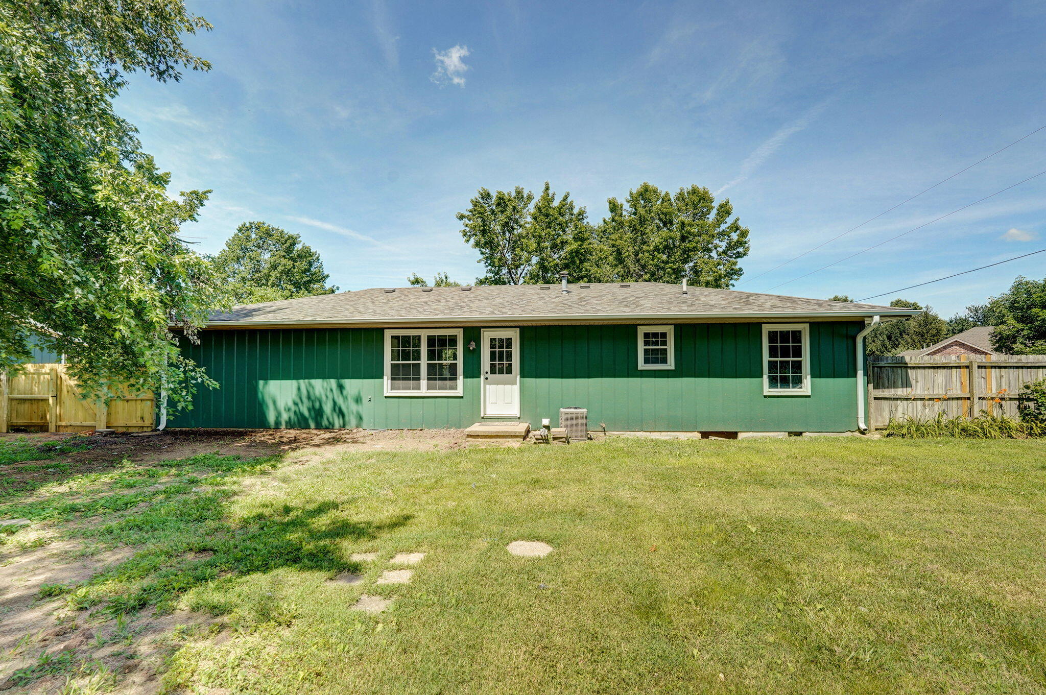 1020 Gretchen Street Property Photo 13
