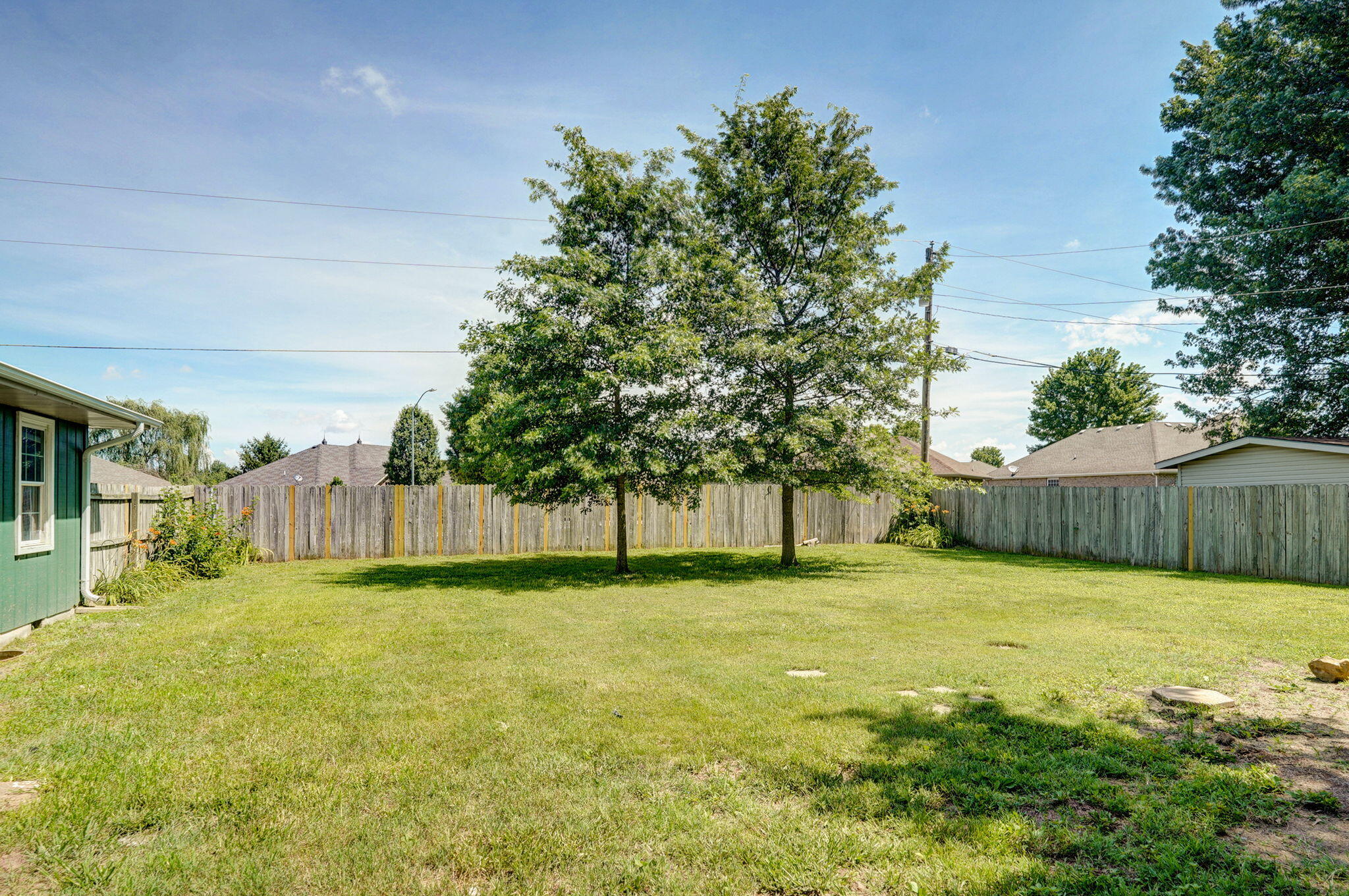 1020 Gretchen Street Property Photo 14