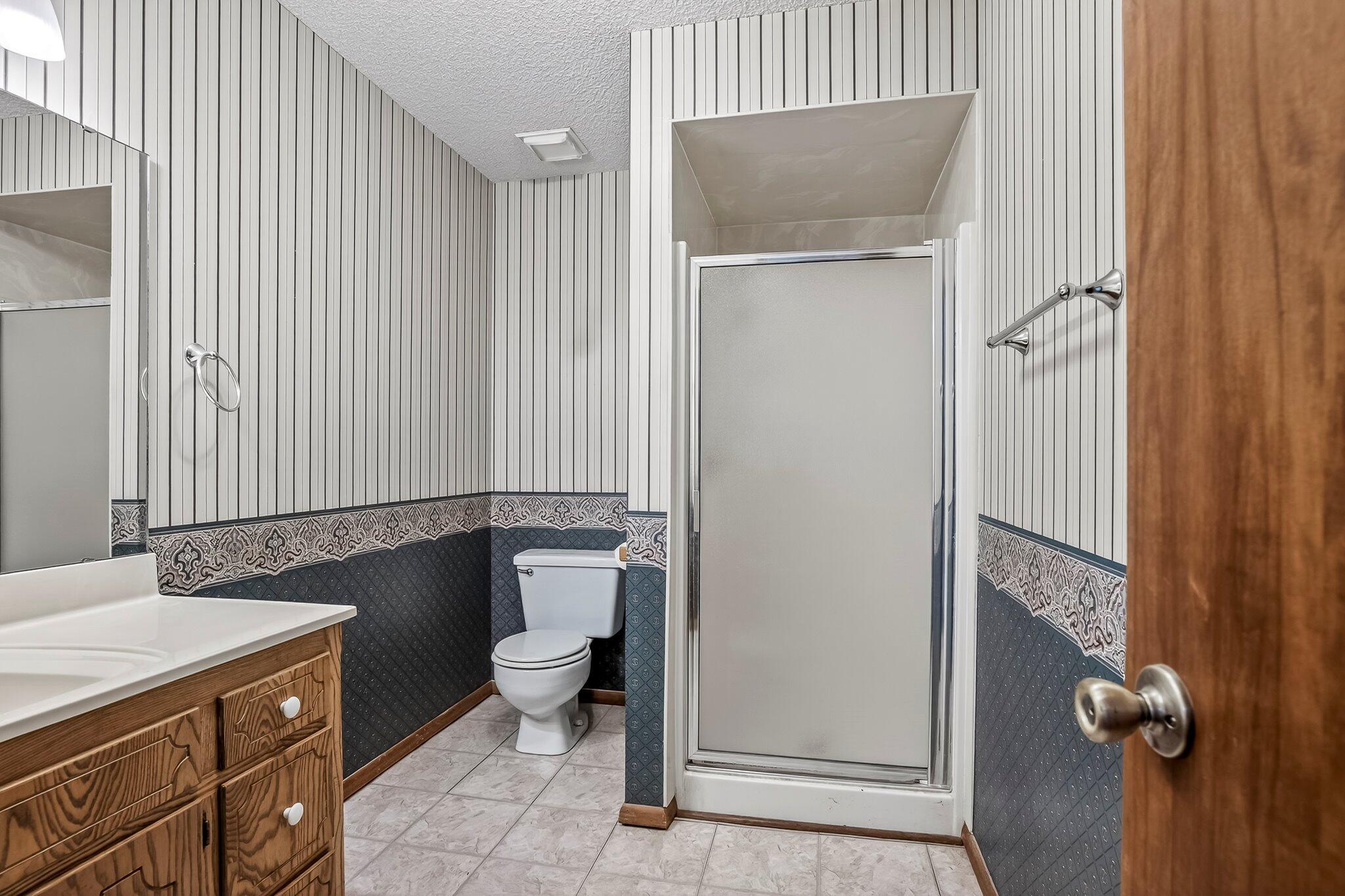 2812 East Linwood Street Property Photo 20