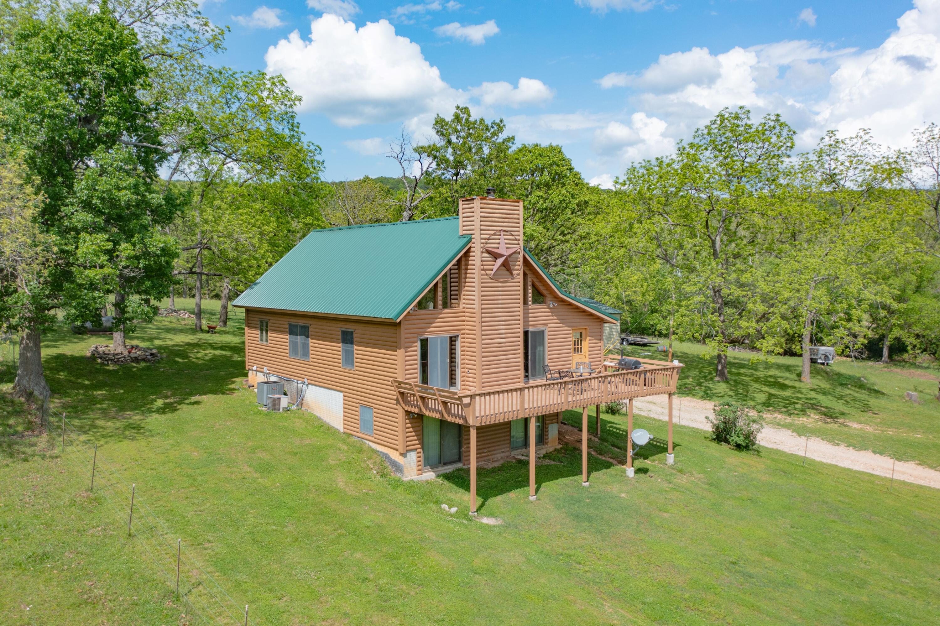 25032 Stallion Bluff Road Property Photo 1