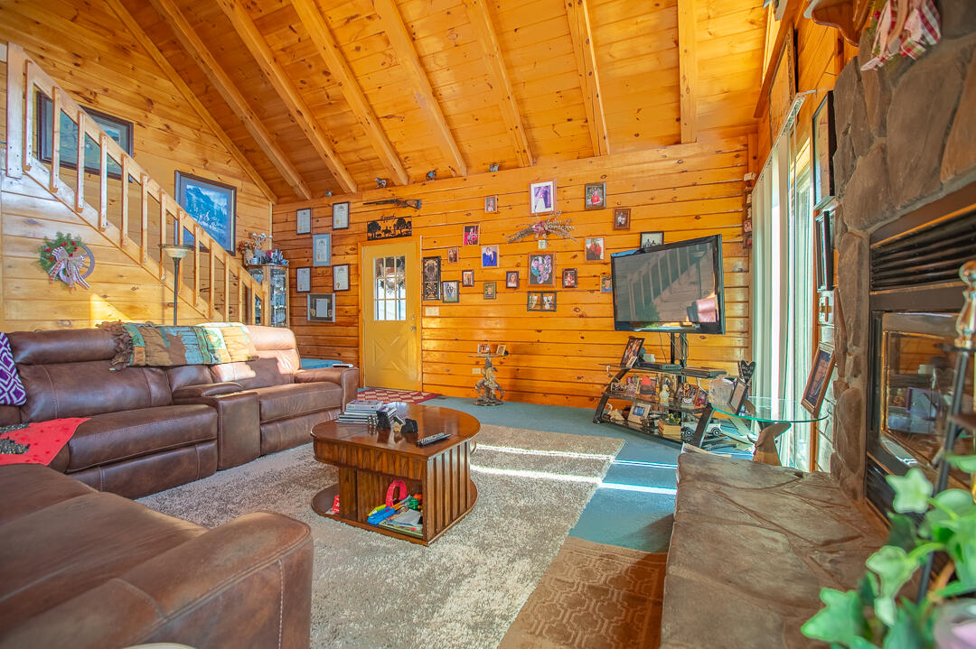 25032 Stallion Bluff Road Property Photo 12