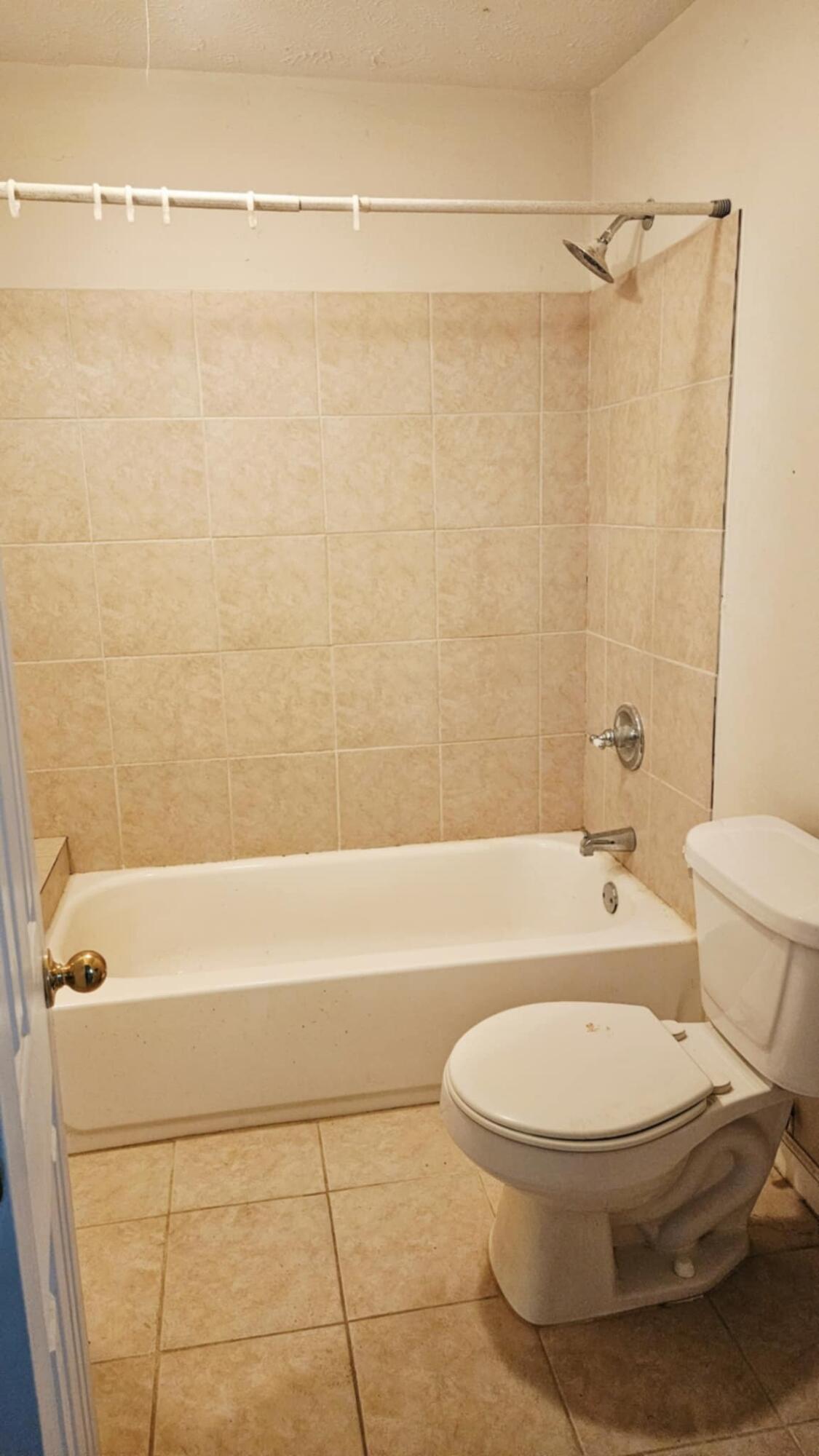 111 West 8th Street Property Photo 28