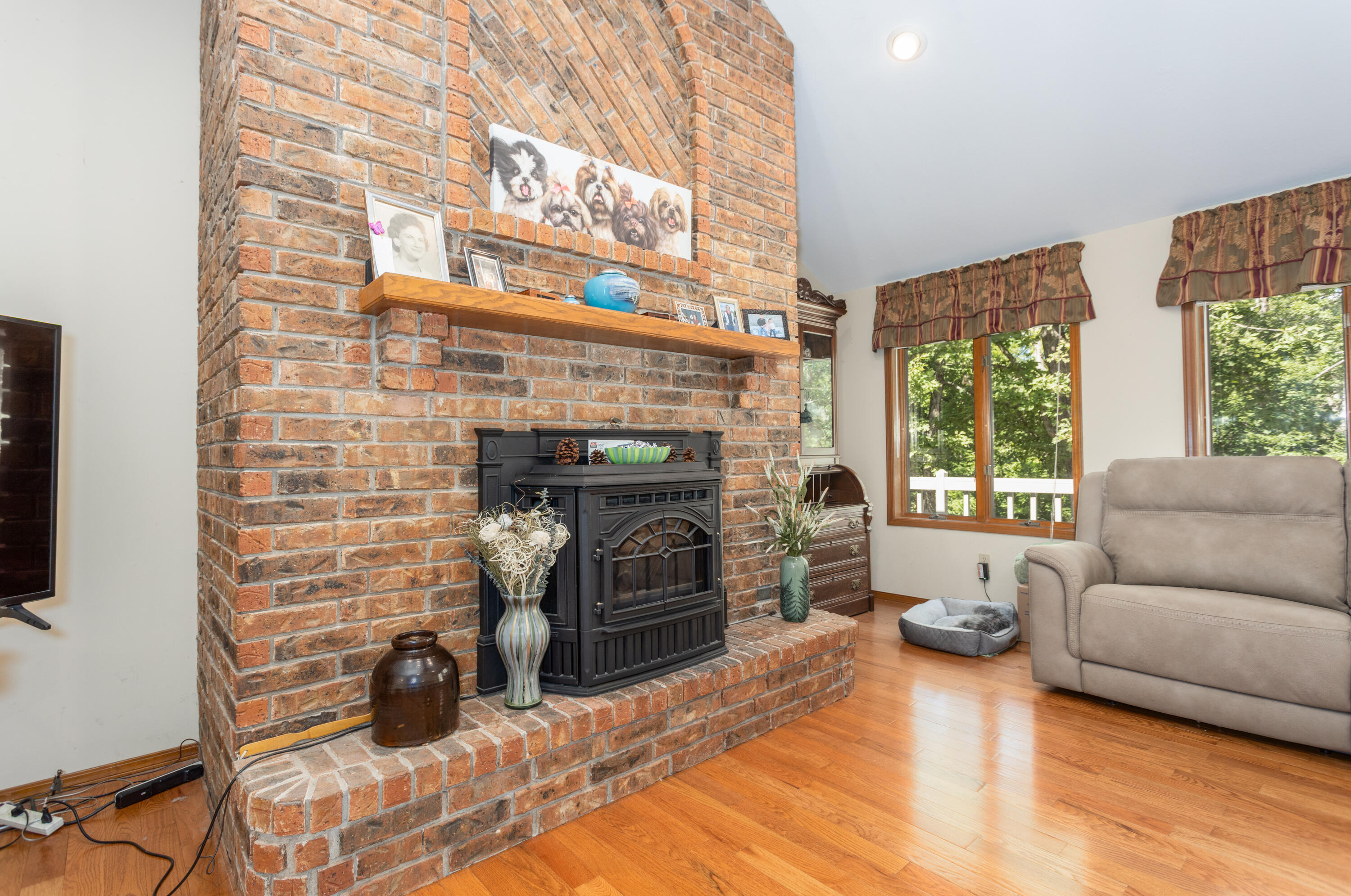 6337 South Farm Road 31 Property Photo 11