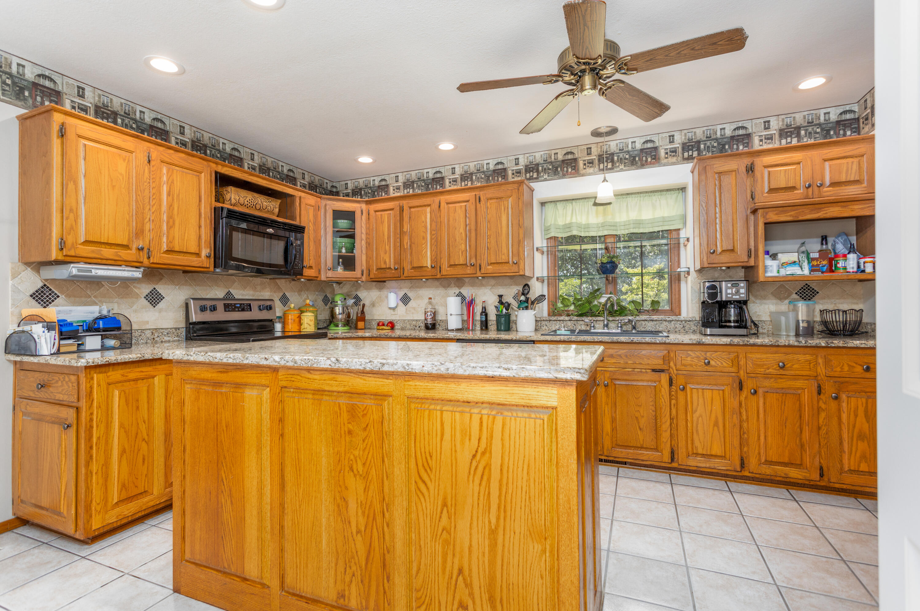 6337 South Farm Road 31 Property Photo 14