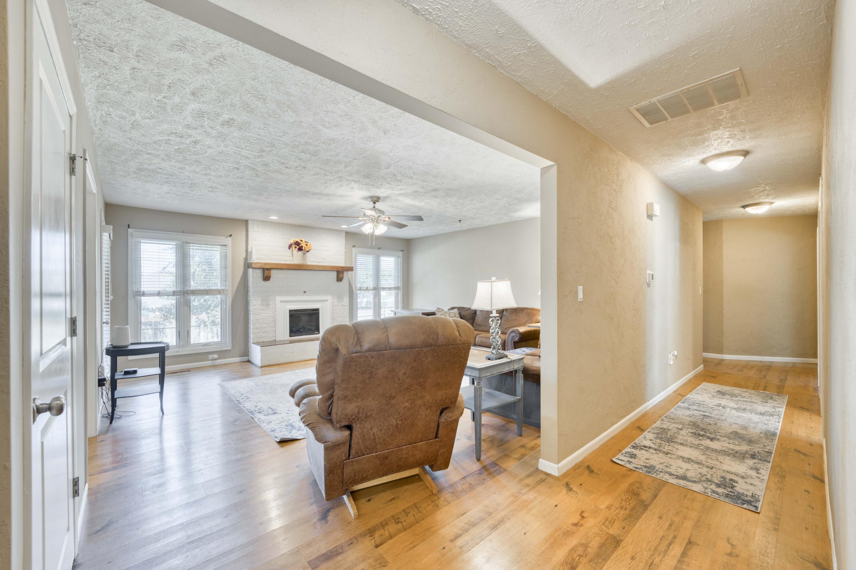 3477 West Broadmoor Court Property Photo 2