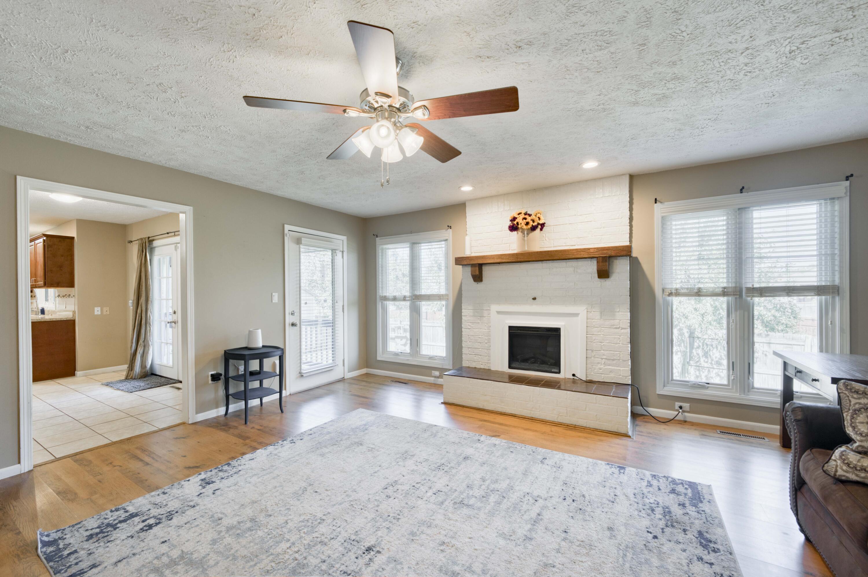 3477 West Broadmoor Court Property Photo 6