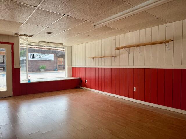 123 North Oak Street Property Photo 9