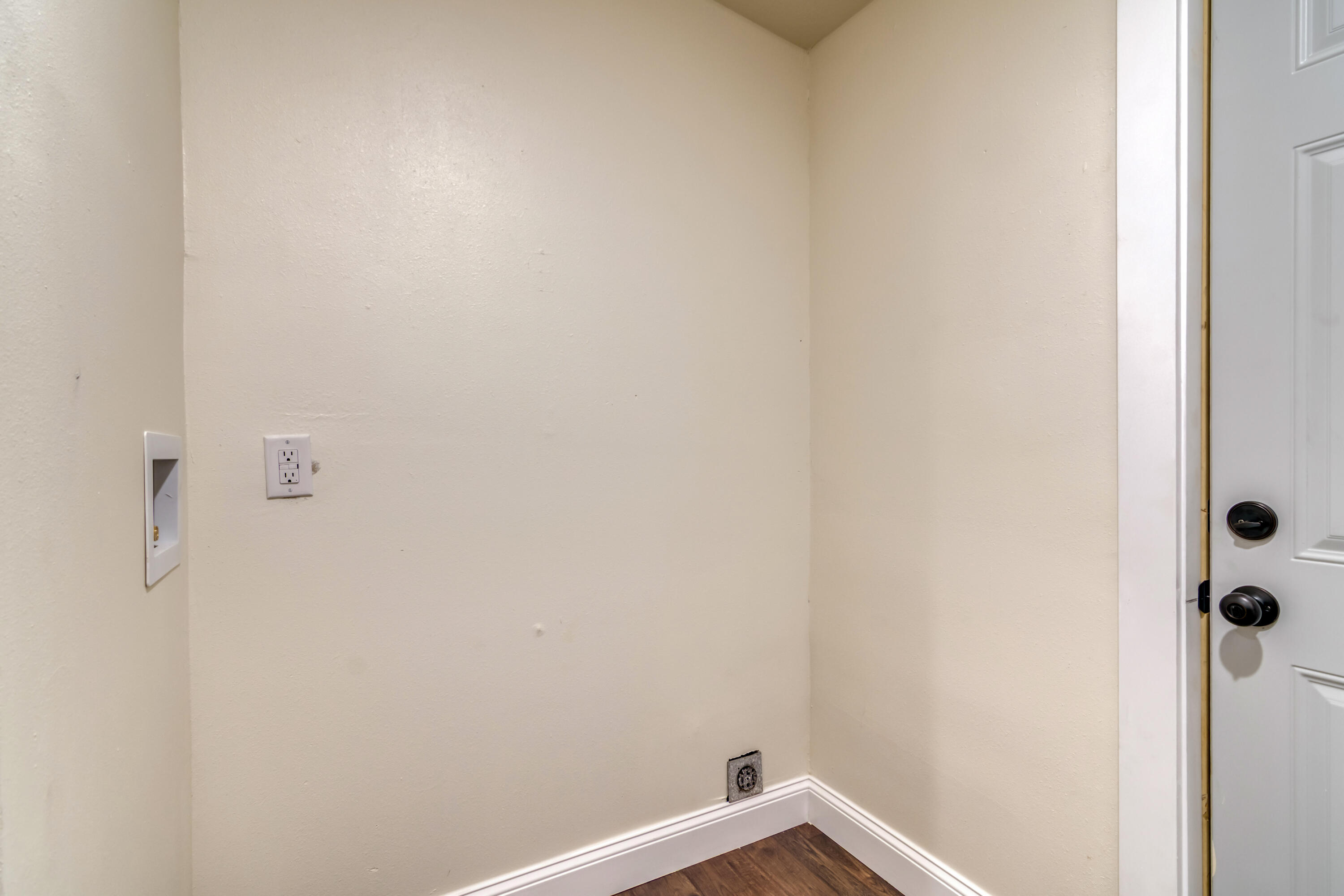 780 Aaron Way Property Photo 23