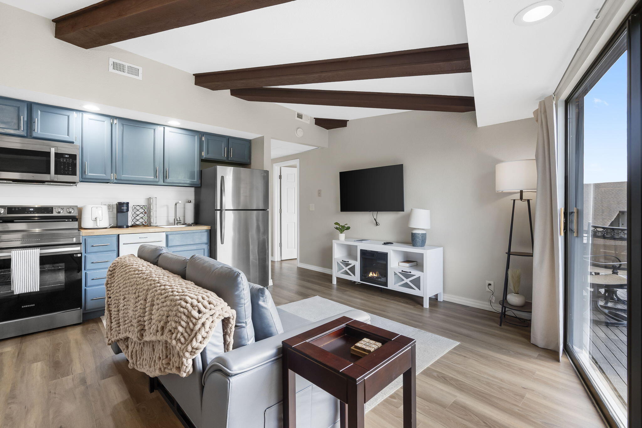 11863 State Highway 13 Property Photo 1