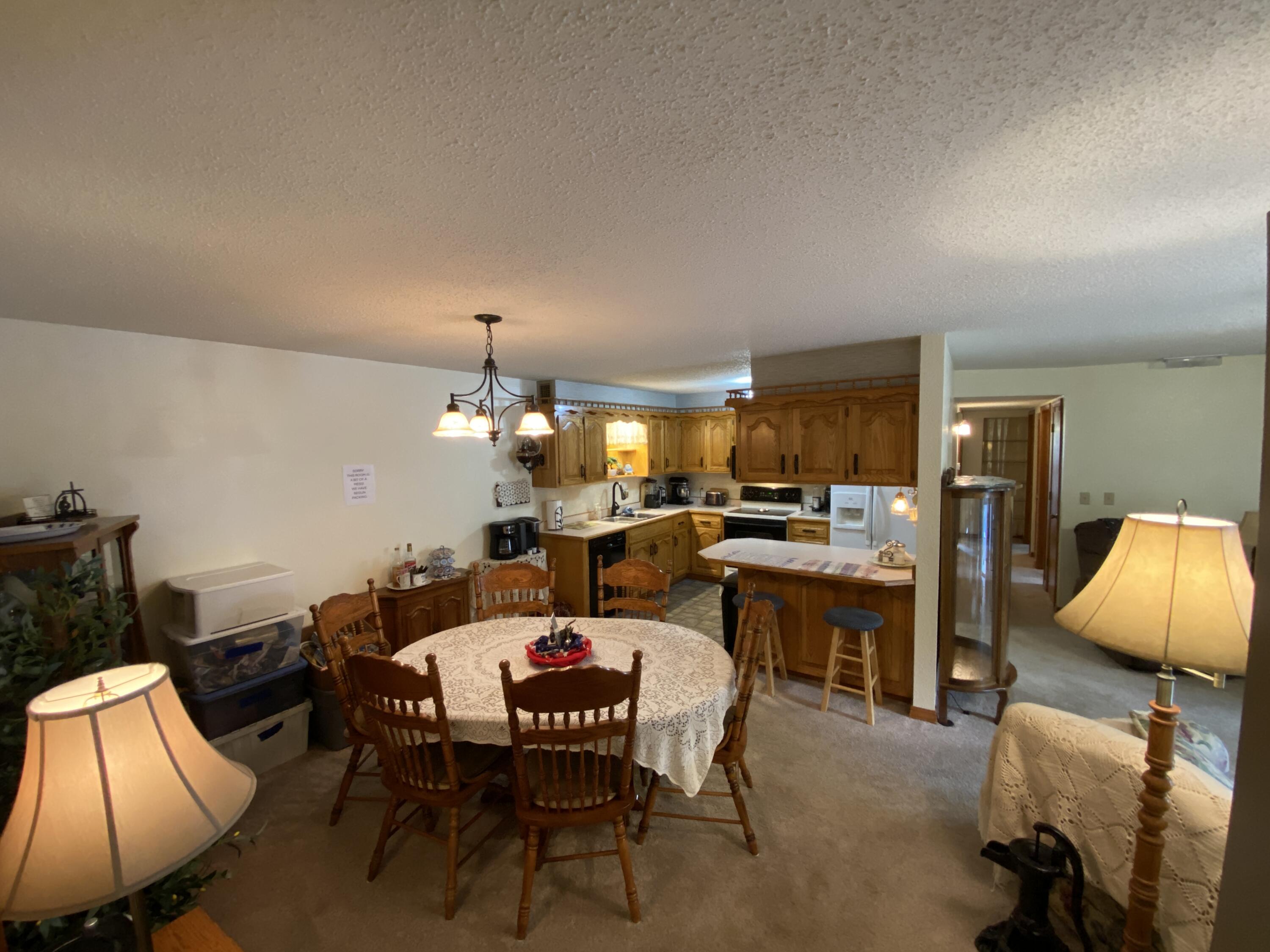 170 Wilshire Drive Property Photo 6
