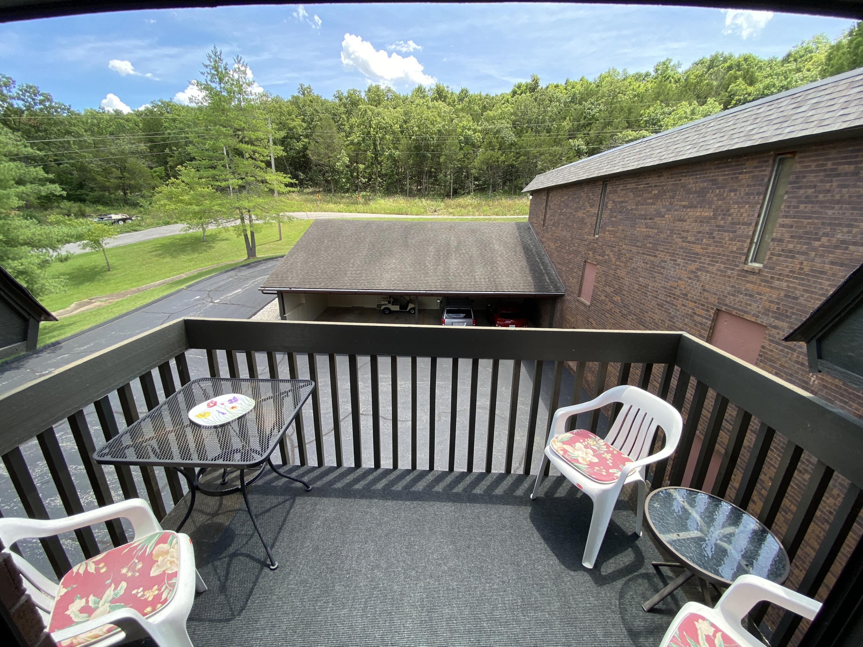 170 Wilshire Drive Property Photo 17