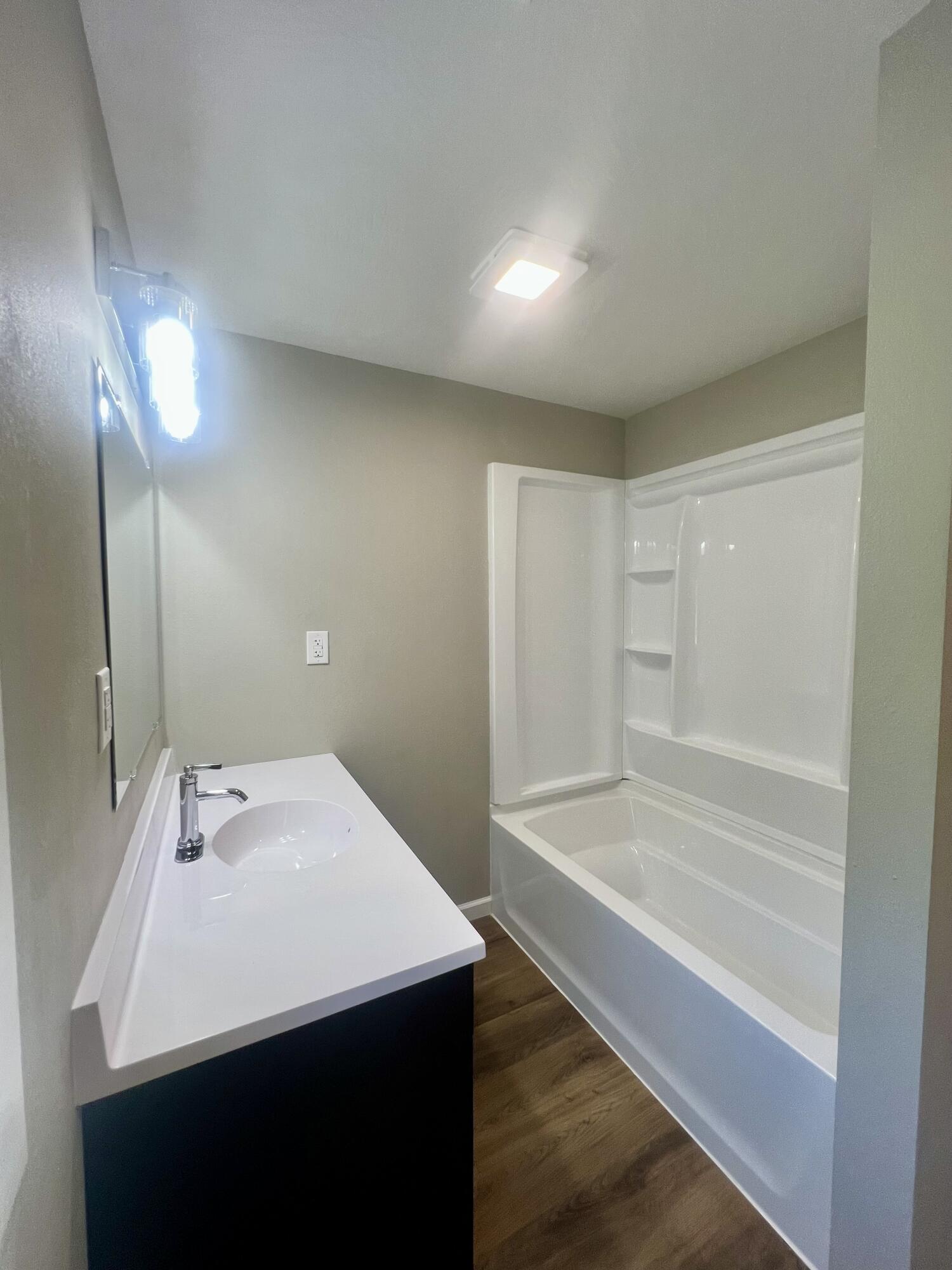 711 West Woodbine Road Property Photo 20