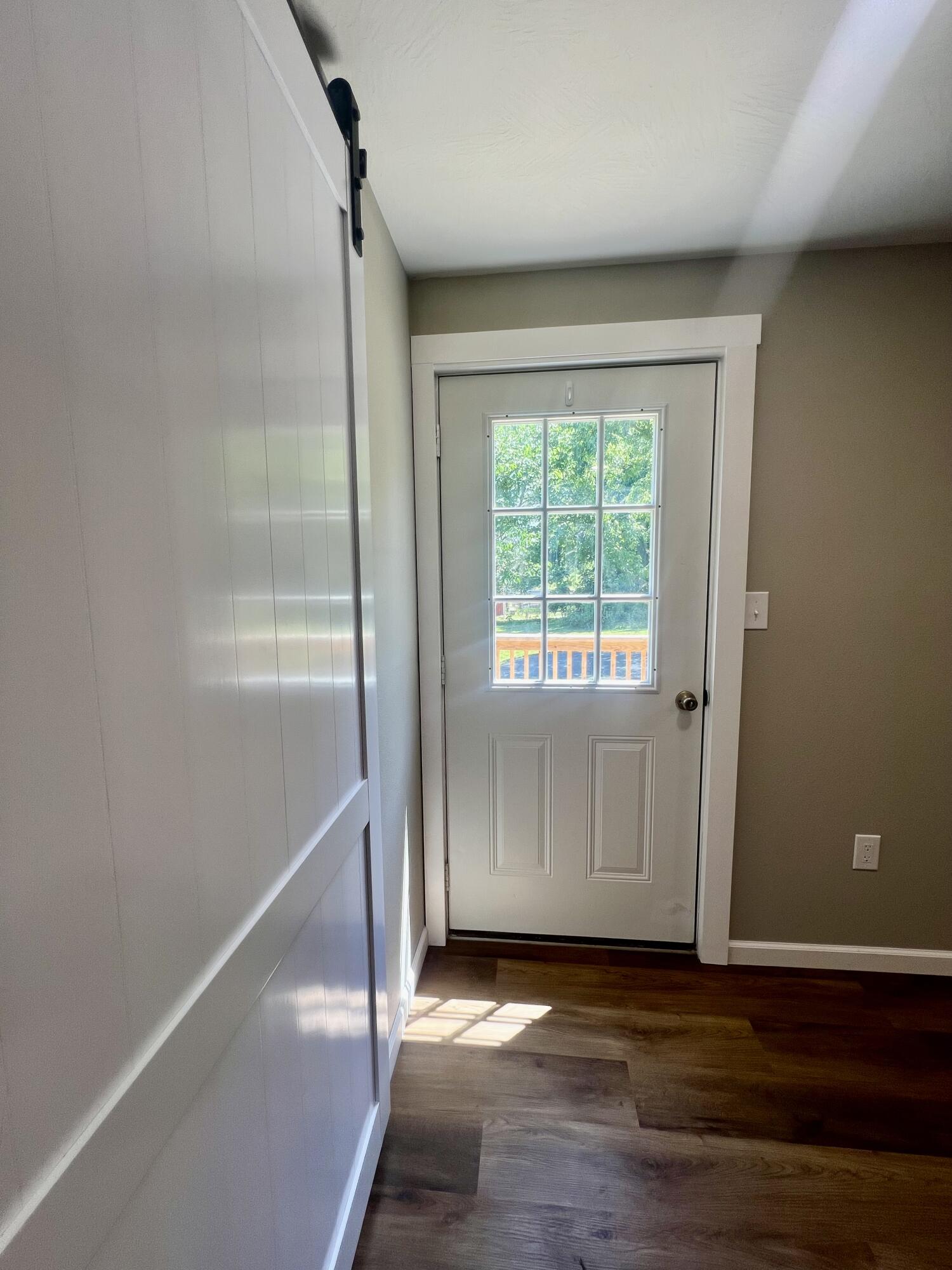 711 West Woodbine Road Property Photo 24