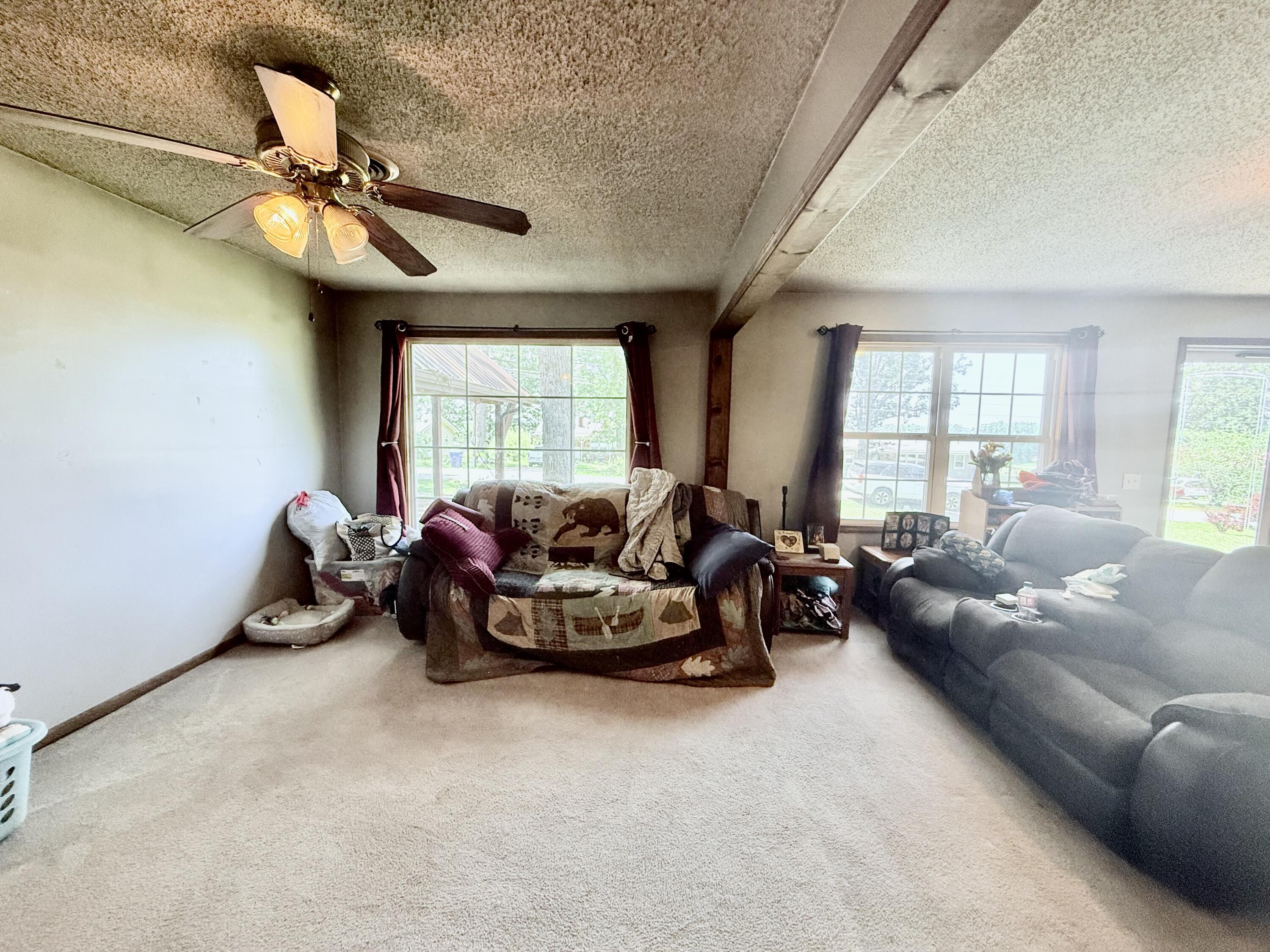 651 Plainview Drive Property Photo 8