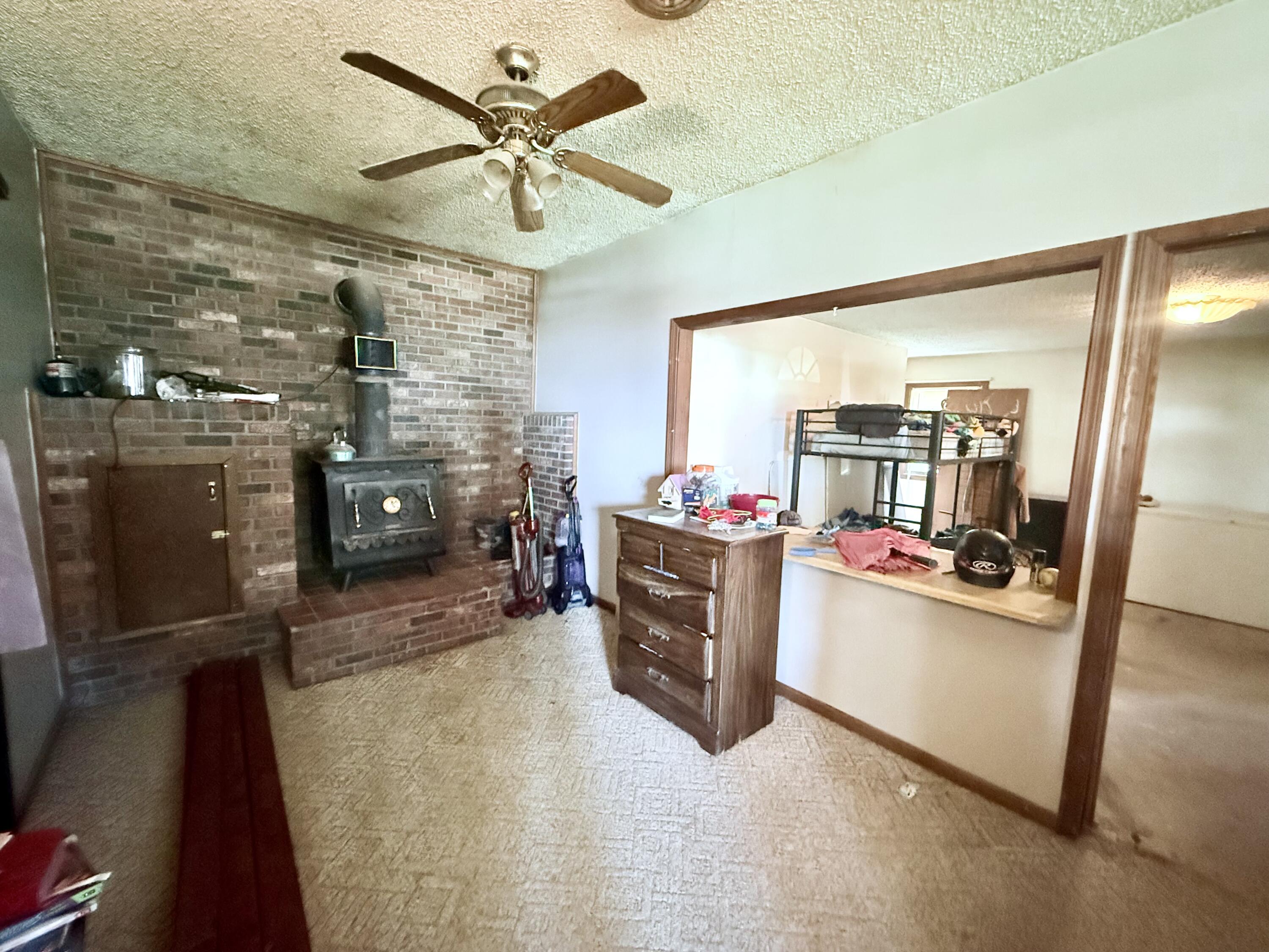 651 Plainview Drive Property Photo 9