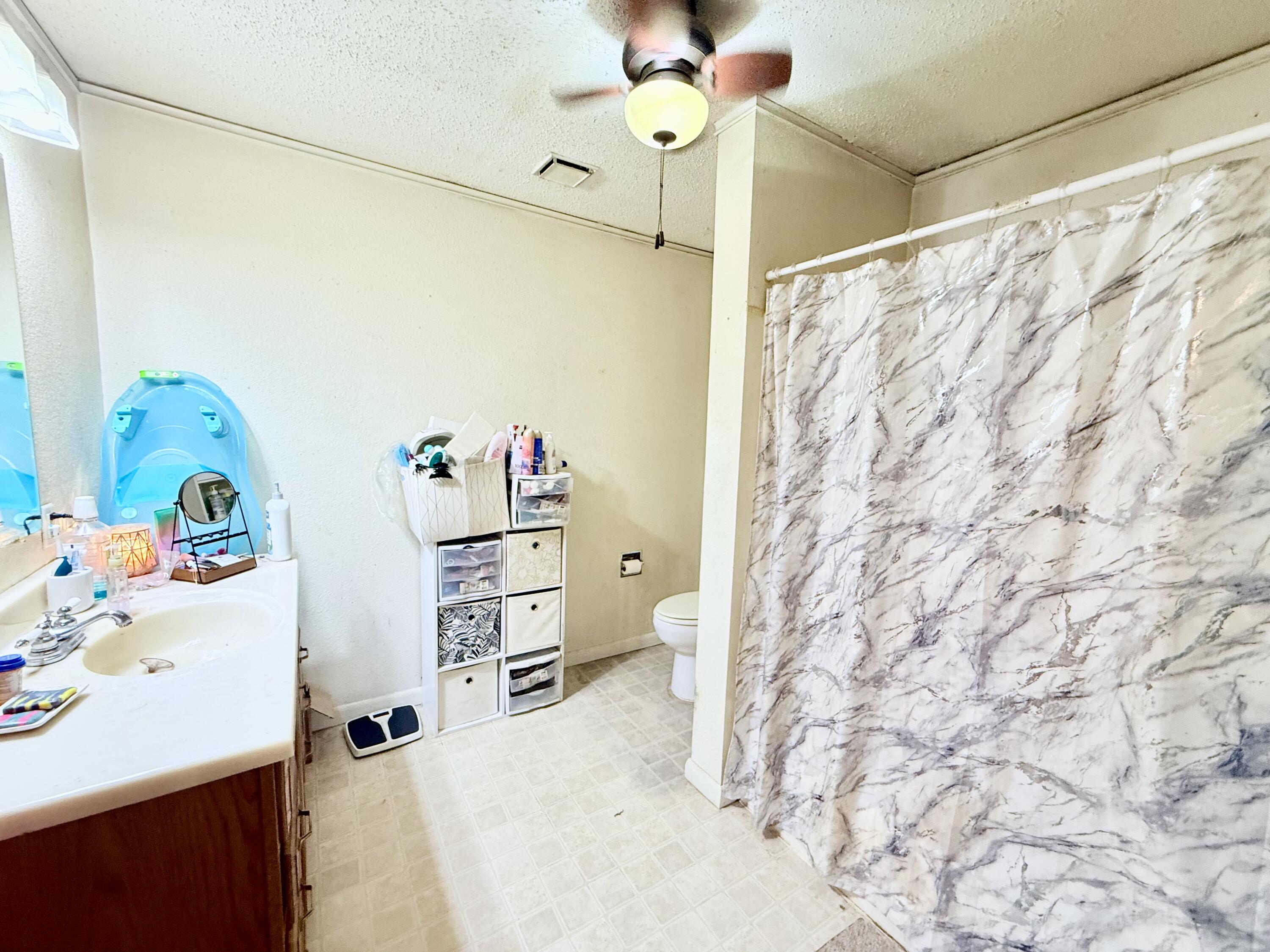 651 Plainview Drive Property Photo 11