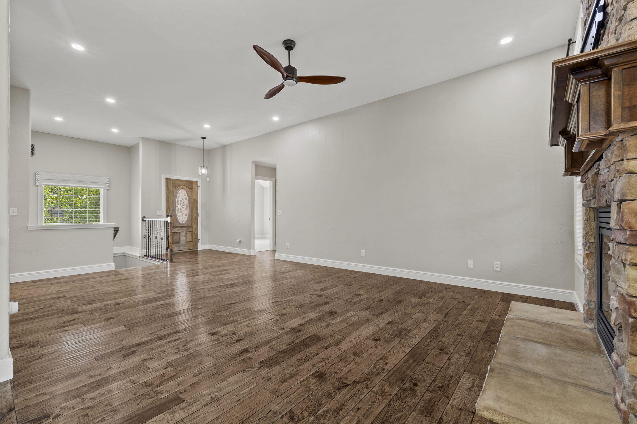 5323 South Carson Street Property Photo 12