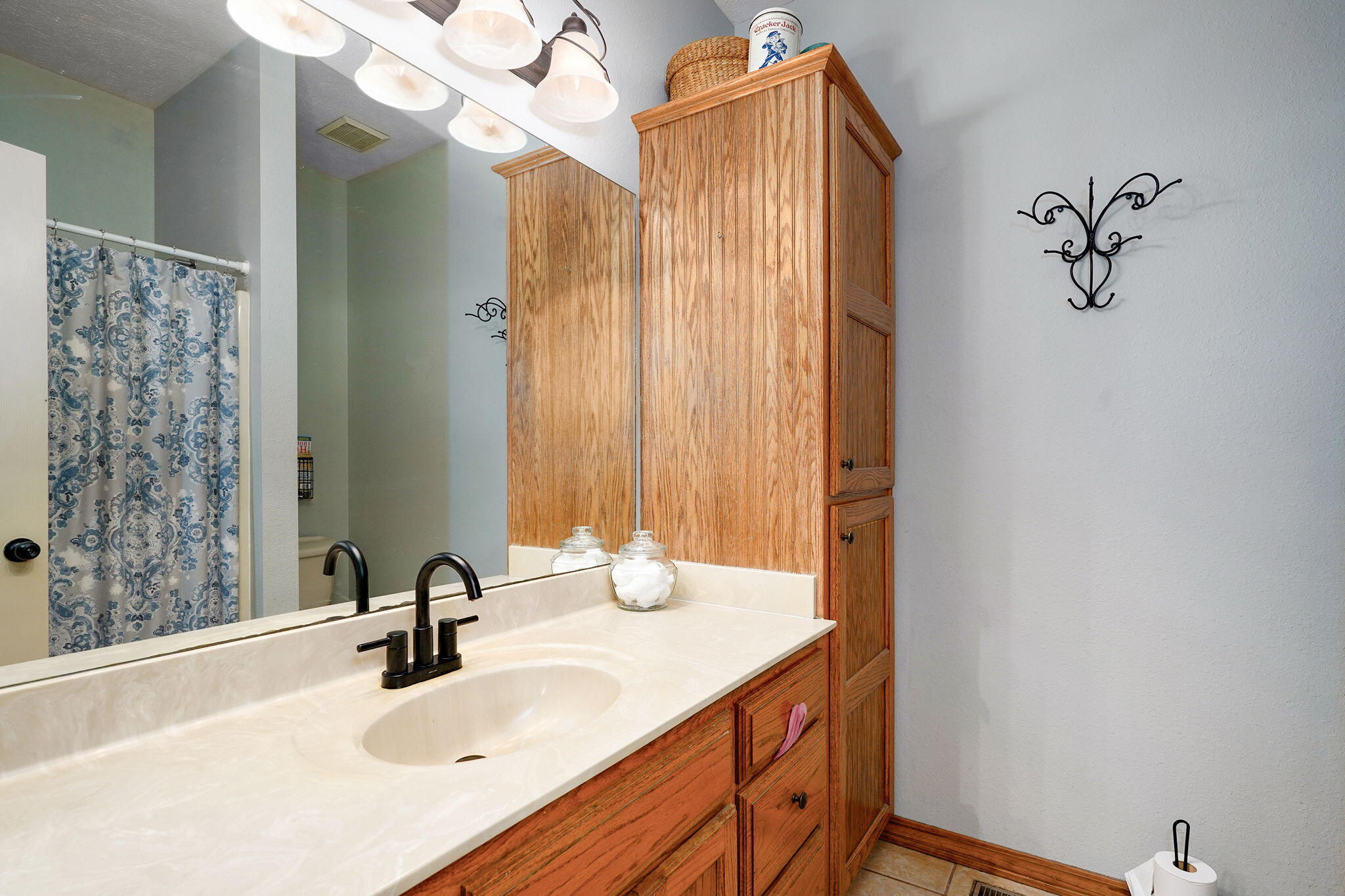 8404 Fossilsaurus Lane Property Photo 50