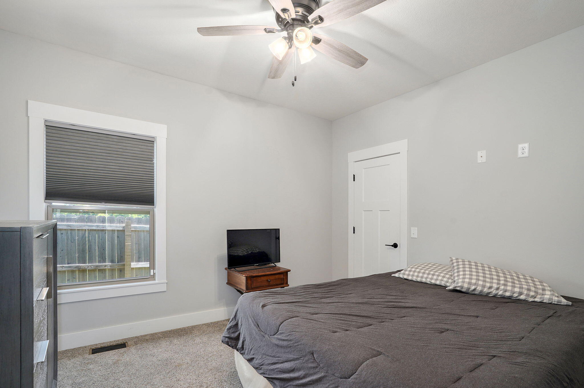 1240 East Keeling Place Property Photo 25