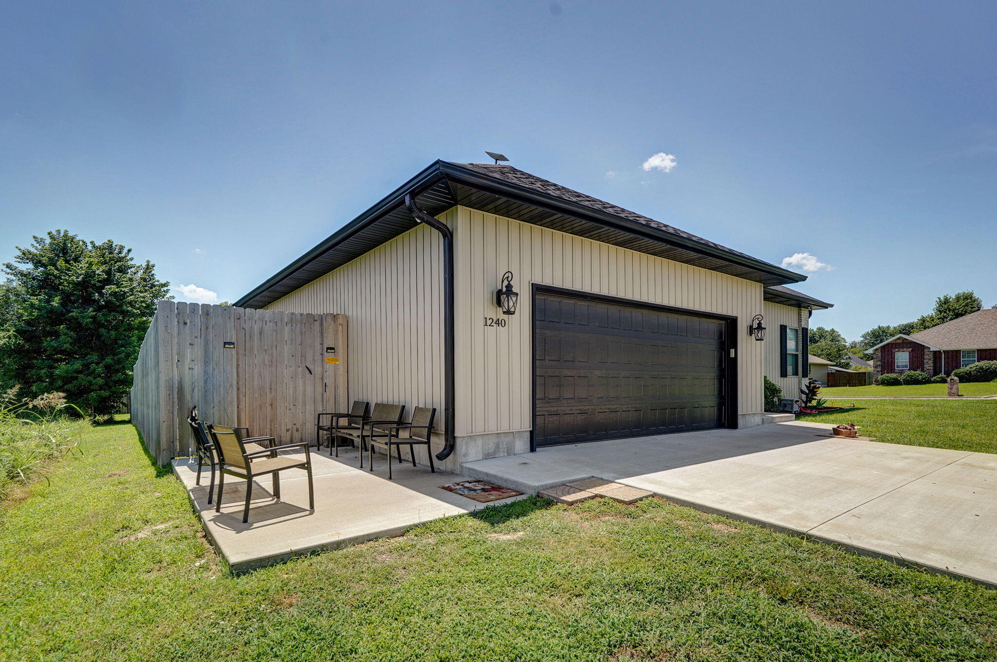 1240 East Keeling Place Property Photo 28