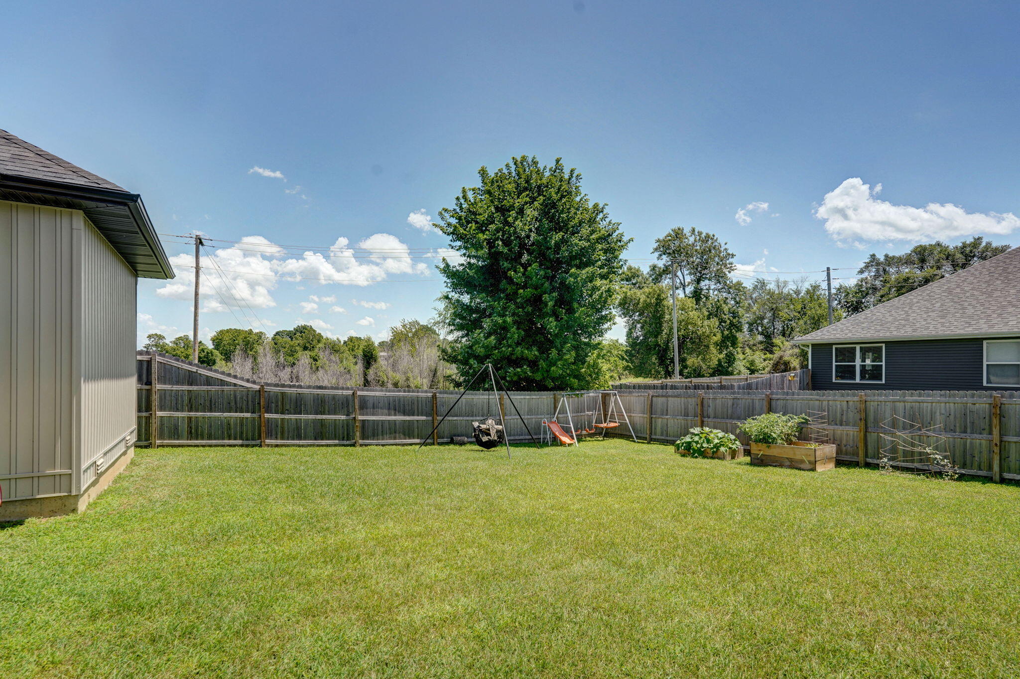 1240 East Keeling Place Property Photo 32