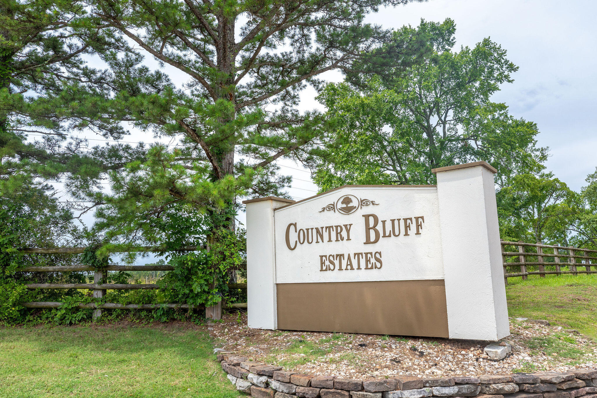 277 Country Bluff Drive Property Photo 42