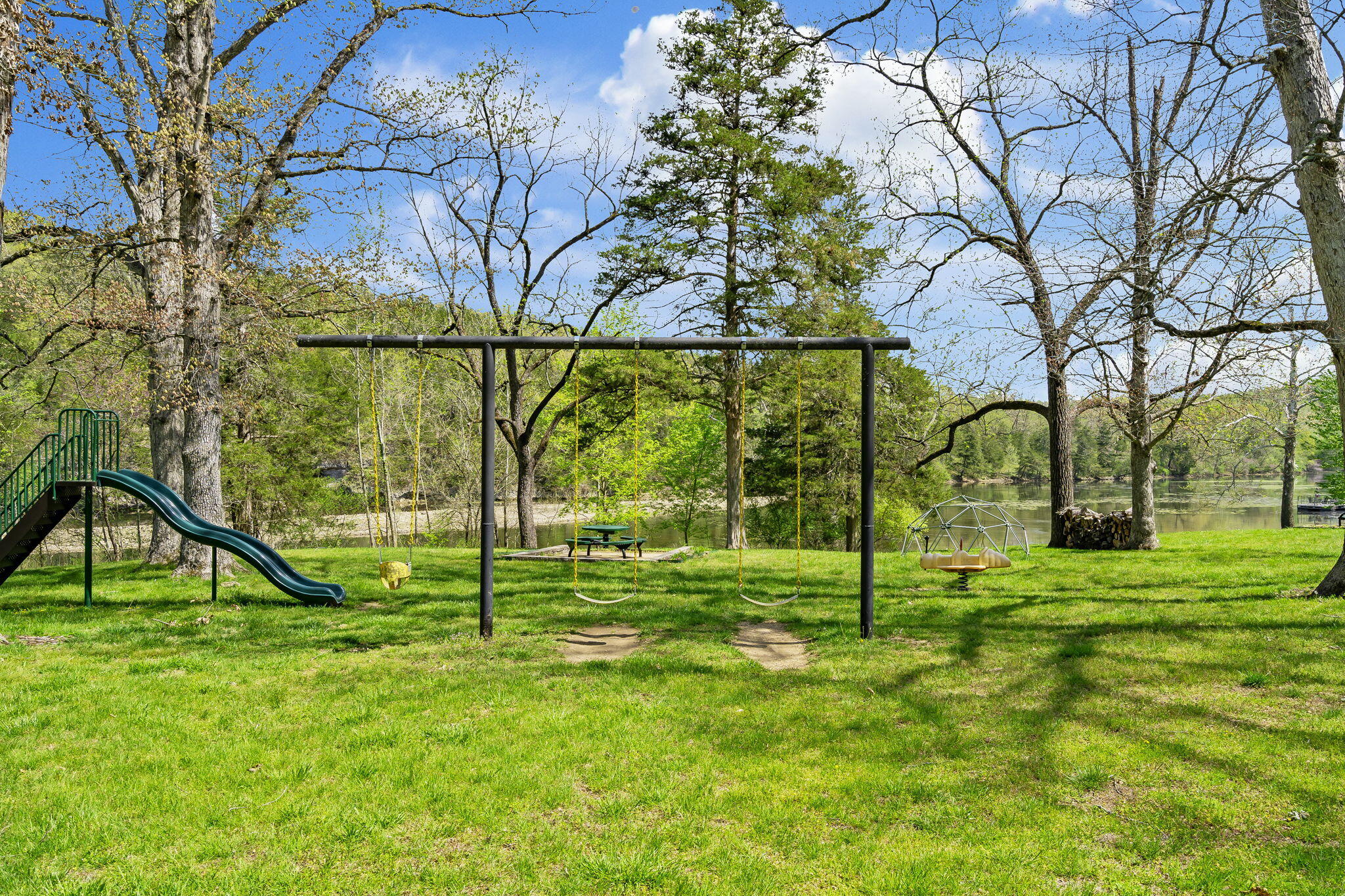 7815 Cozy Cove Road Property Photo 44