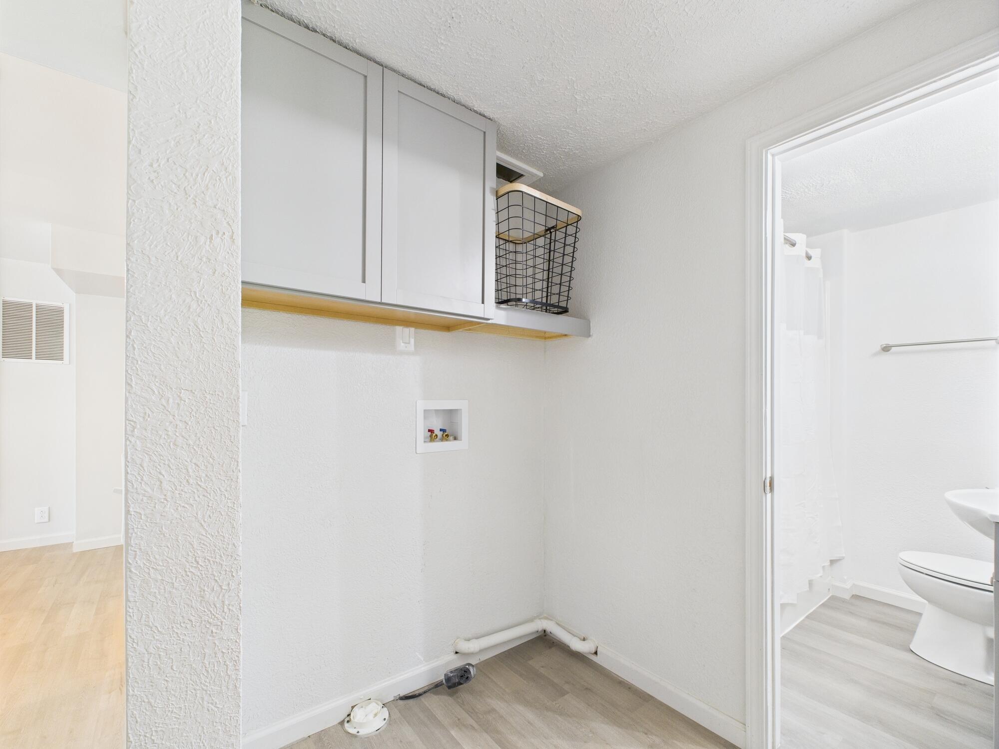 1230 West Chestnut Street Street Property Photo 17