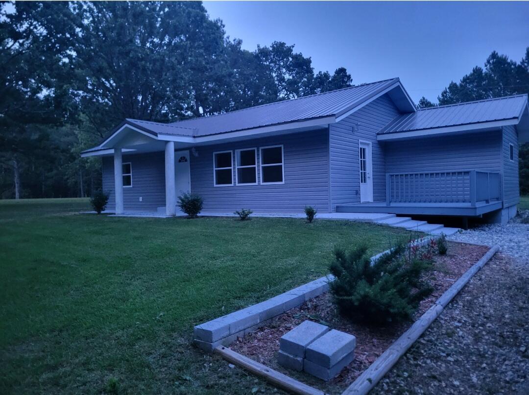 16798 Cathcart Dr Drive Property Photo 3