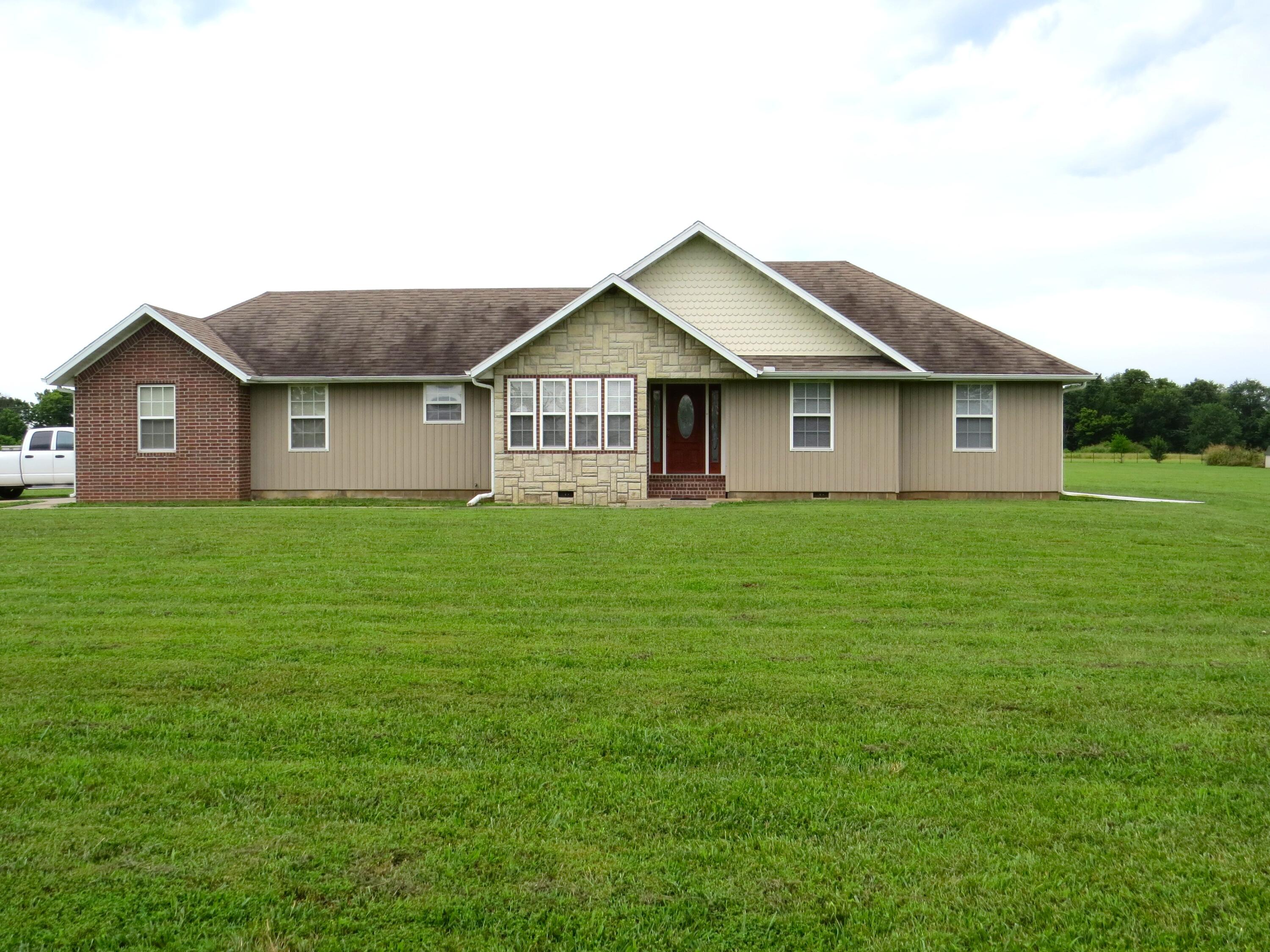 8861 Farm Road 2212