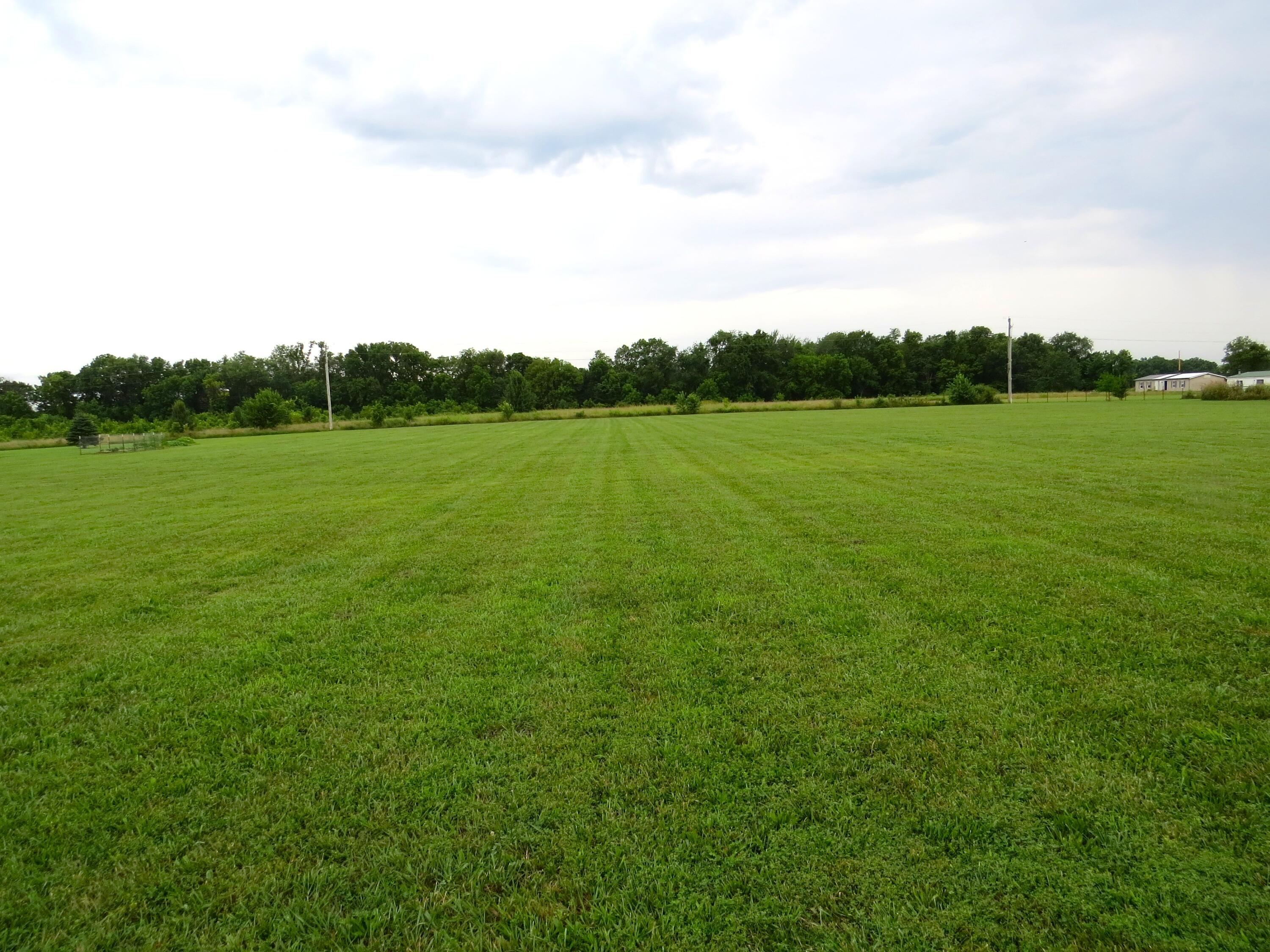 8861 Farm Road 2212 Property Photo 4