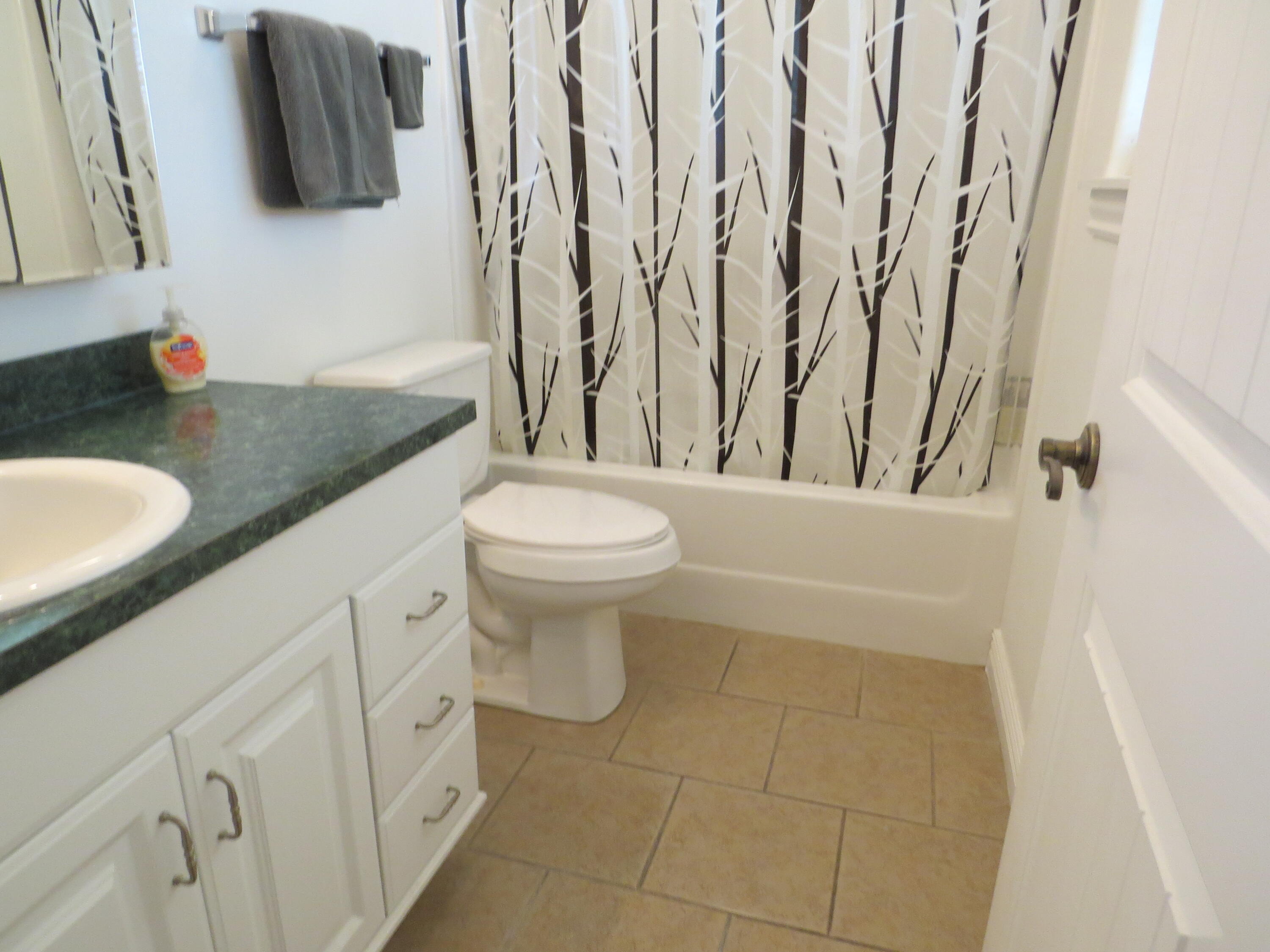 8861 Farm Road 2212 Property Photo 19