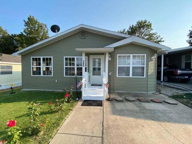 203 Forest Park Lane Property Photo 1
