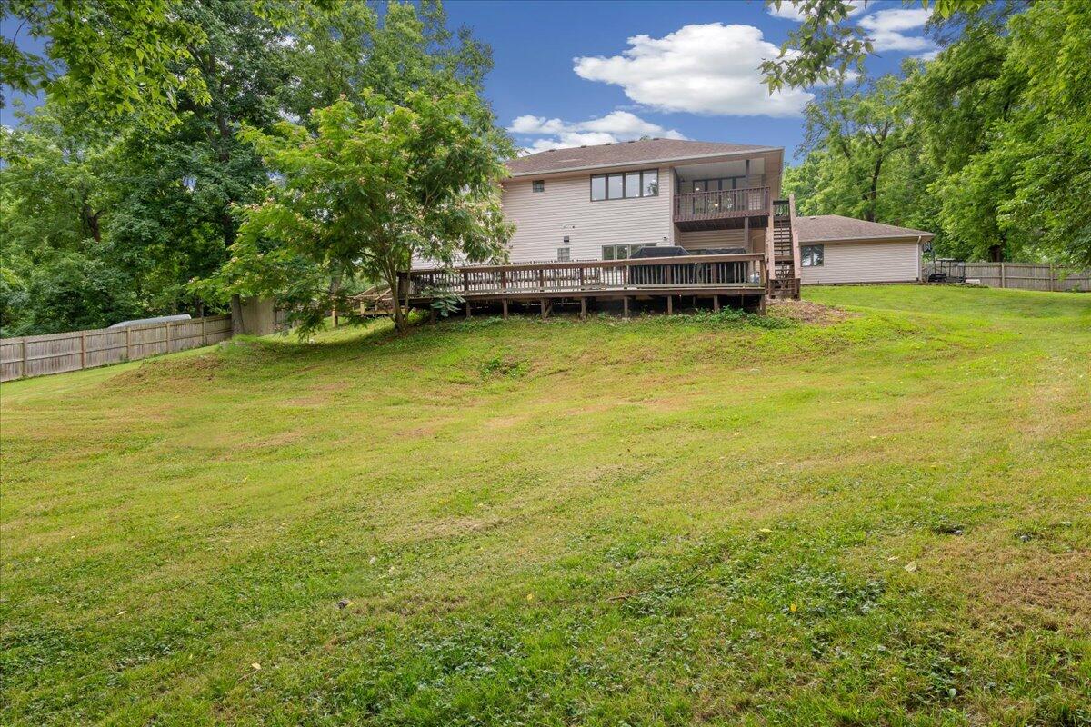 103 West Secluded Lane Property Photo 43
