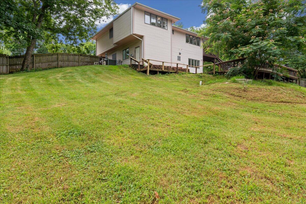 103 West Secluded Lane Property Photo 44