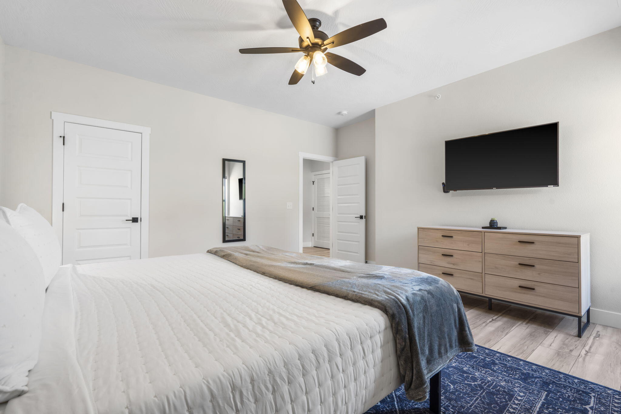 121 Frontier Way Property Photo 32