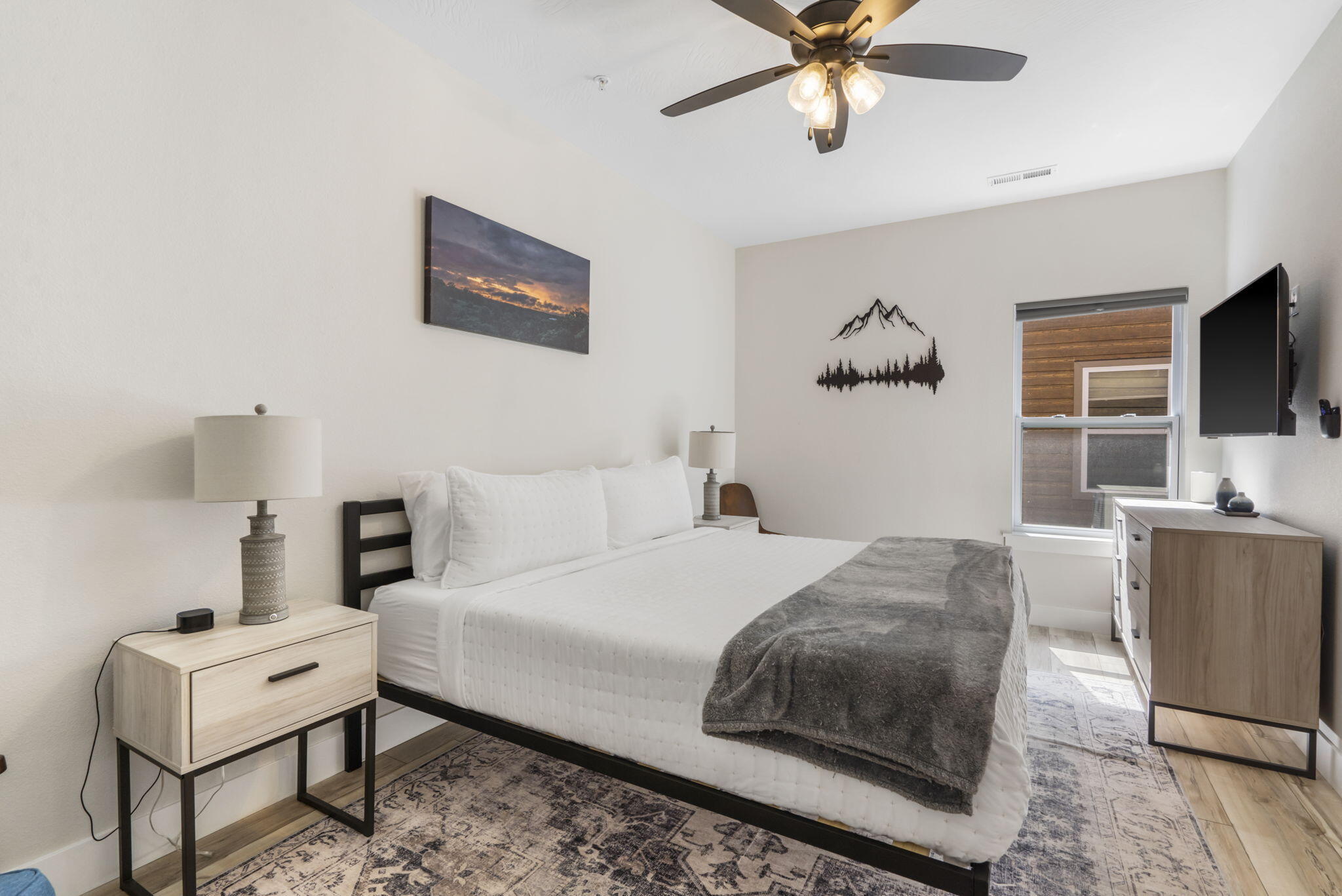 121 Frontier Way Property Photo 40