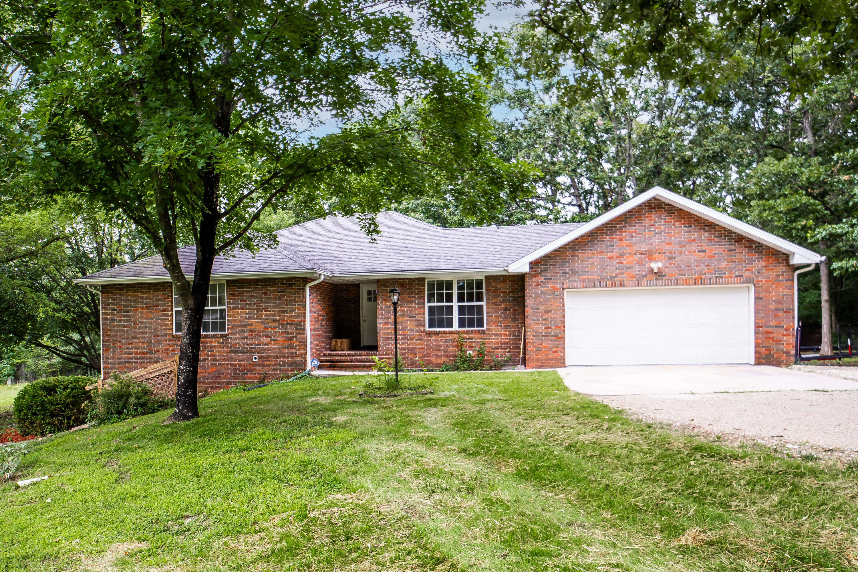 1719 North Pine Street Property Photo 1