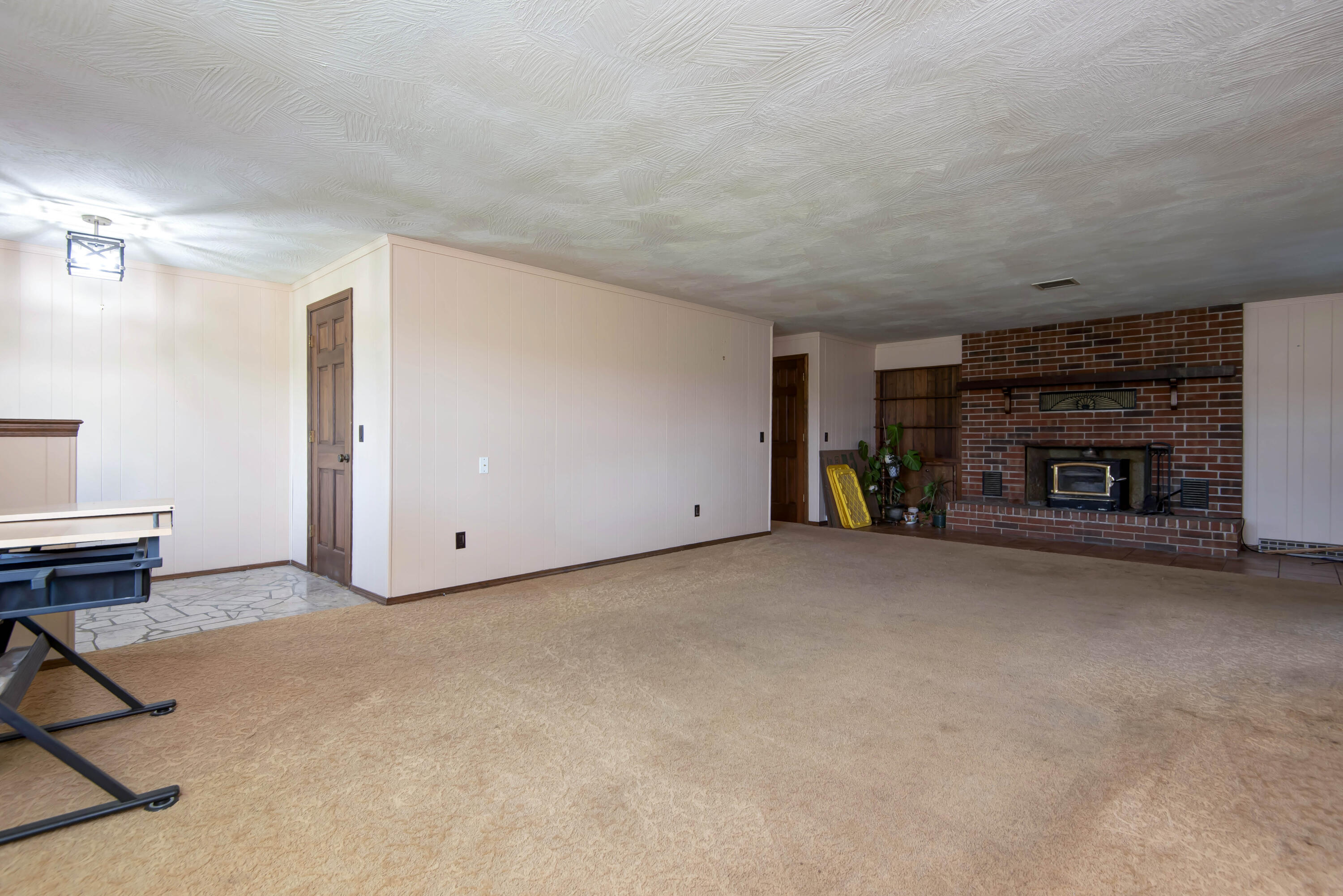 5338 South 210th Road Property Photo 6